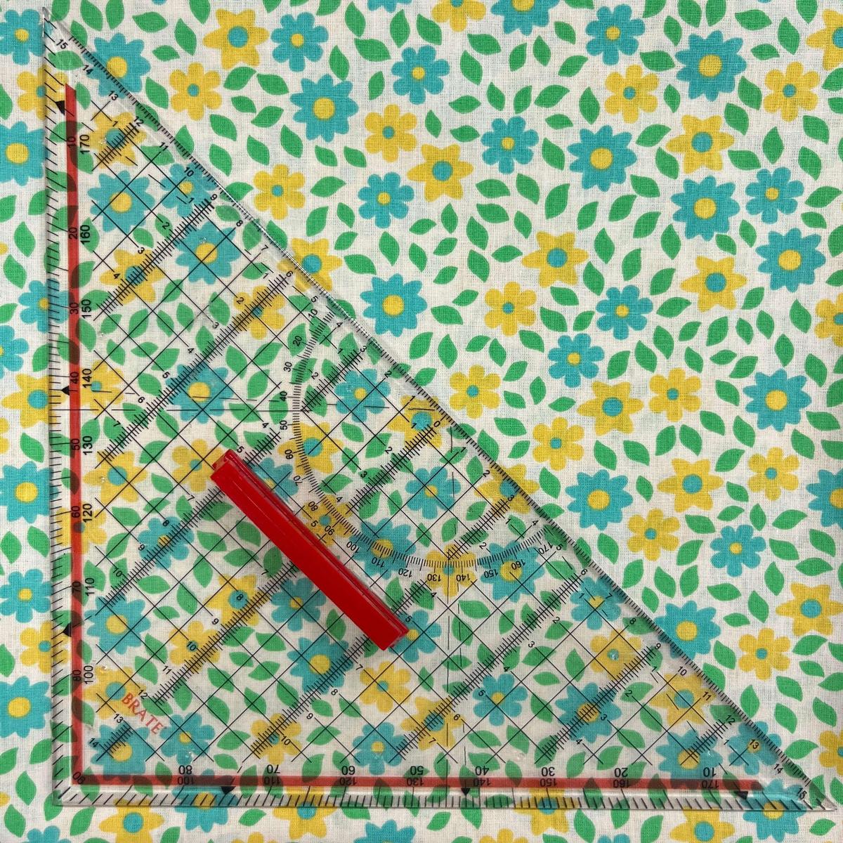 Coupon 100 % Coton 1m x 1m20 - Fleurs Style Liberty Jaune - 7,77 €-Boutique MyTissus Marckolsheim Alsace