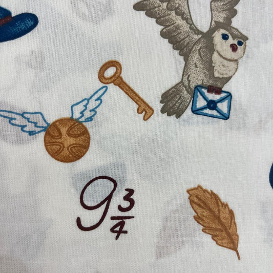 Coupon 100 % Coton 1m x 1m20 - Style Harry Potter Magie - 7,77 €-Boutique MyTissus Marckolsheim Alsace