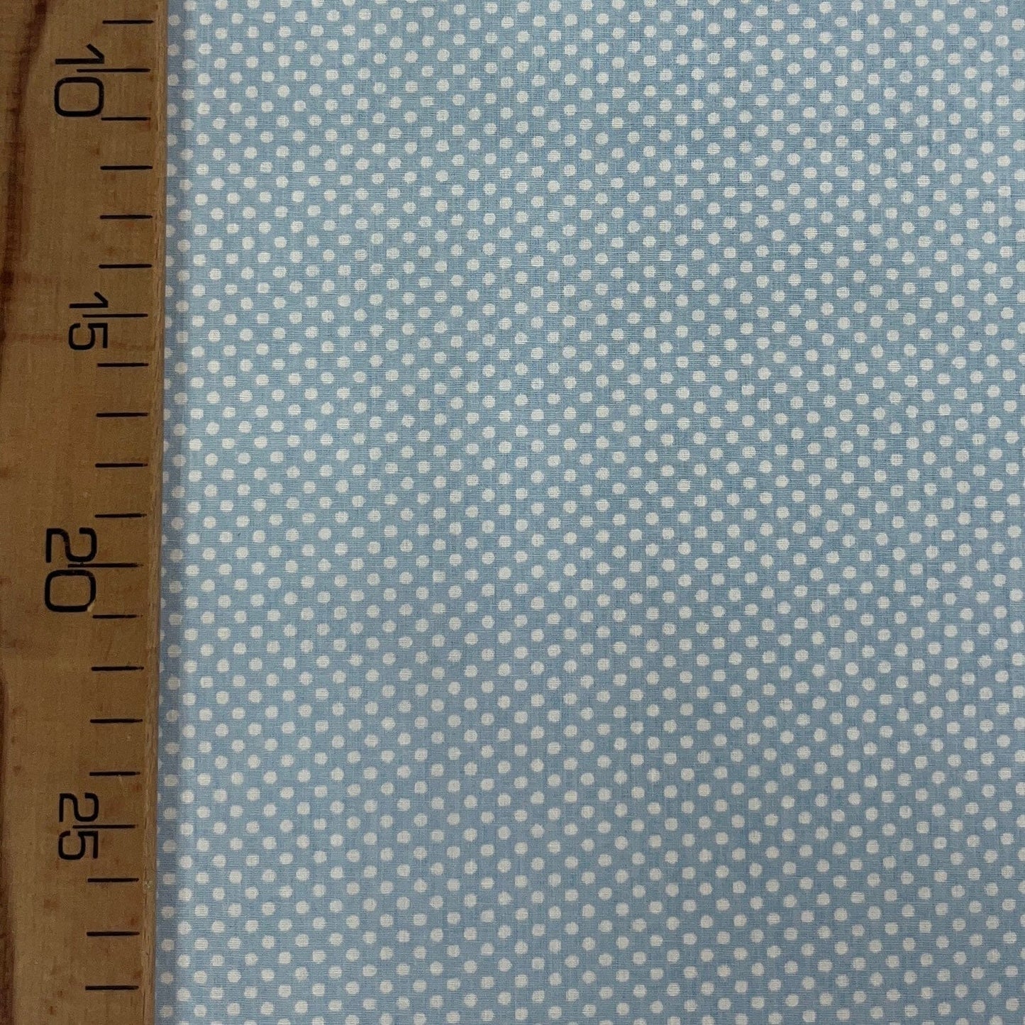 Coupon Patchwork Mytissus® - Petits Pois Bleu Clair Tissu Coton MYTISSUS