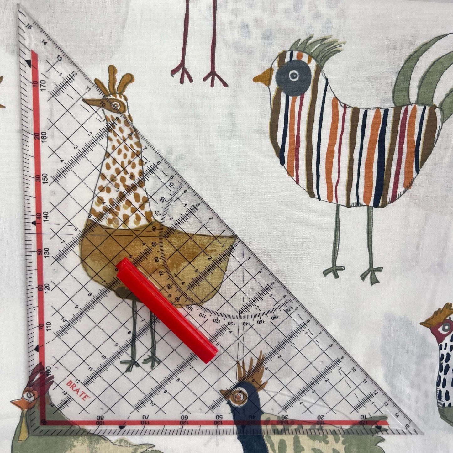 Le Coupon 120x100 Mytissus® - Poules Colorées Tissu Coton MYTISSUS