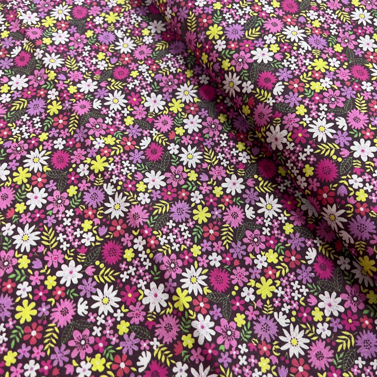 Mytissus Budget - Tissu Fleuri Style Liberty MYTISSUS