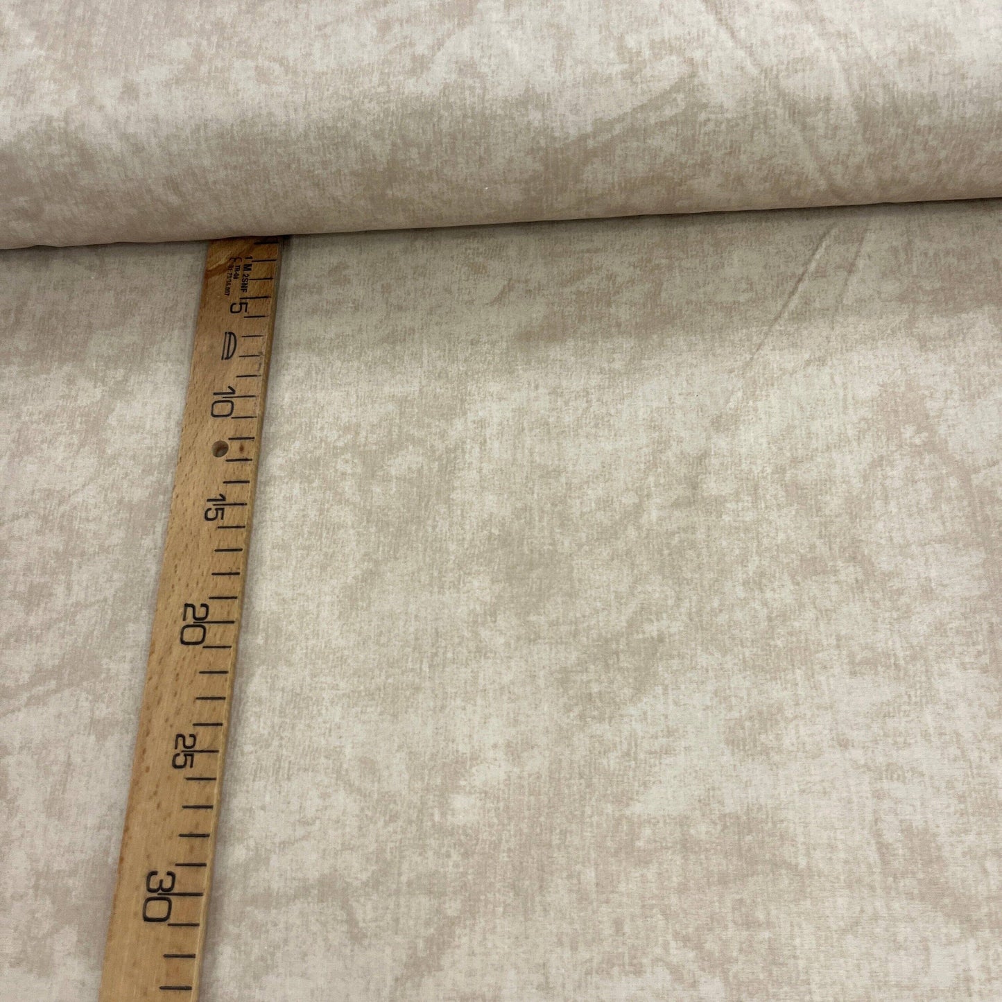 Popeline 100 % Coton Mytissus® - Faux-Uni Beige Marbré Tissu Coton MYTISSUS