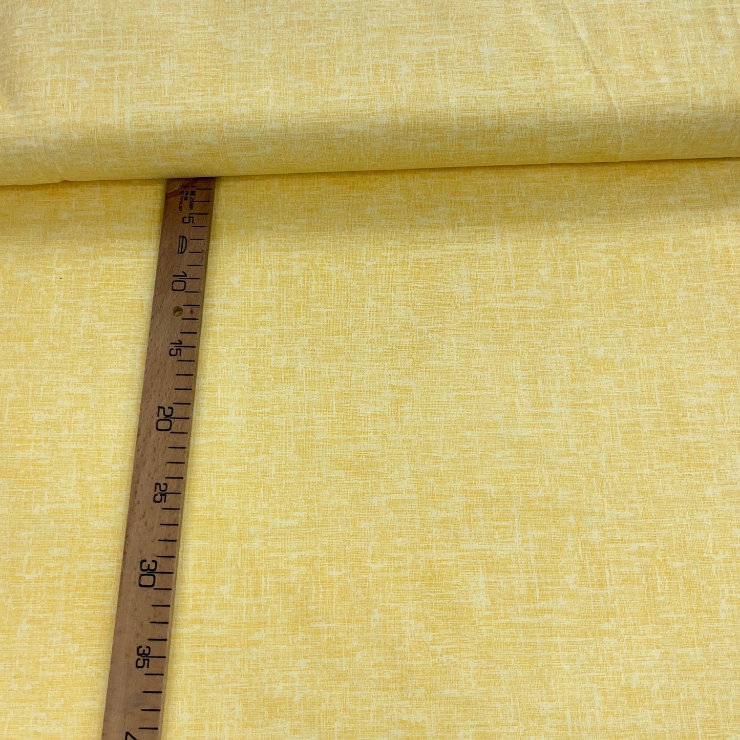 Popeline 100 % Coton Mytissus® - Faux-Uni Jaune Tissu Coton MYTISSUS