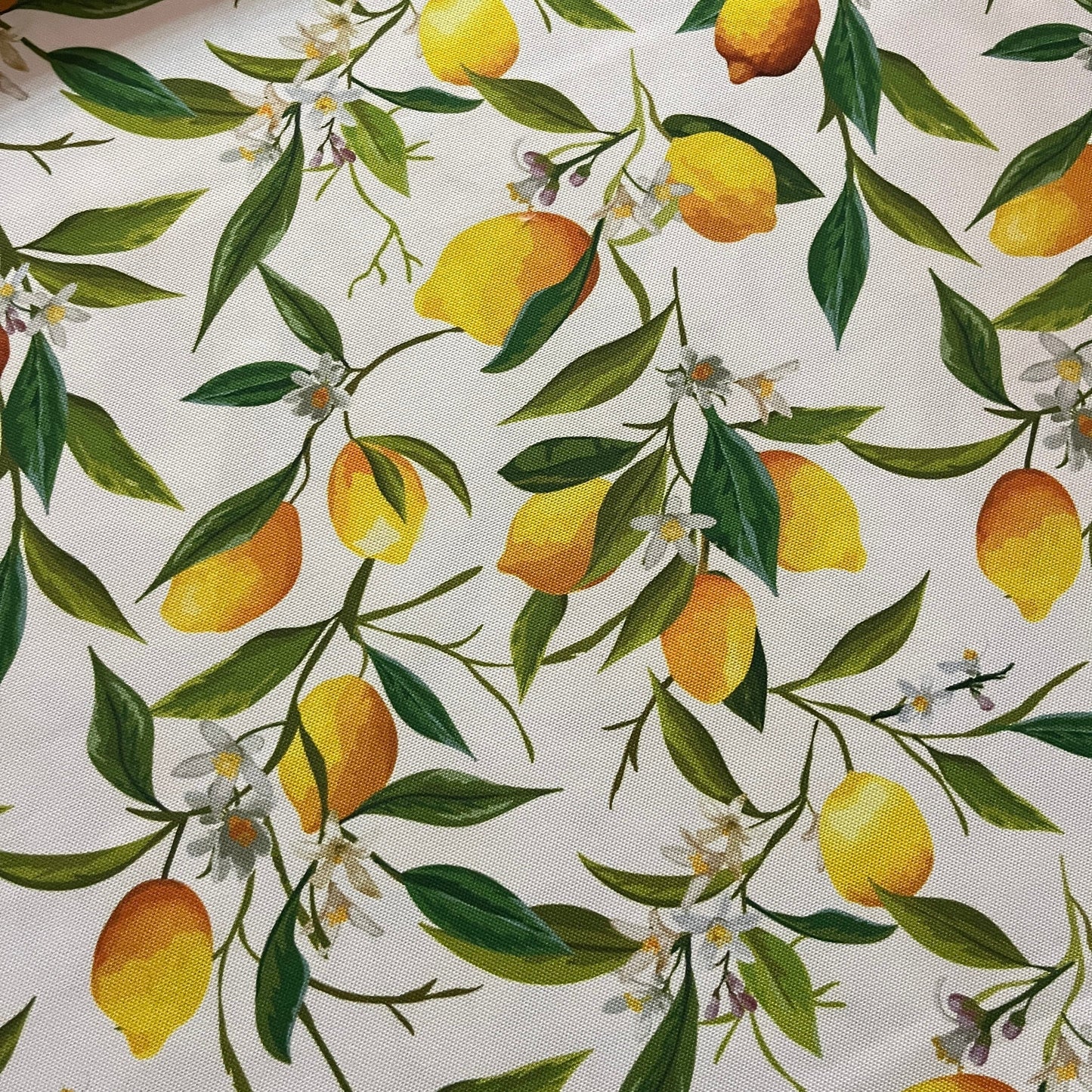 Tissu Impression Numérique - Citrons et Fleurs Tissu Ameublement MYTISSUS