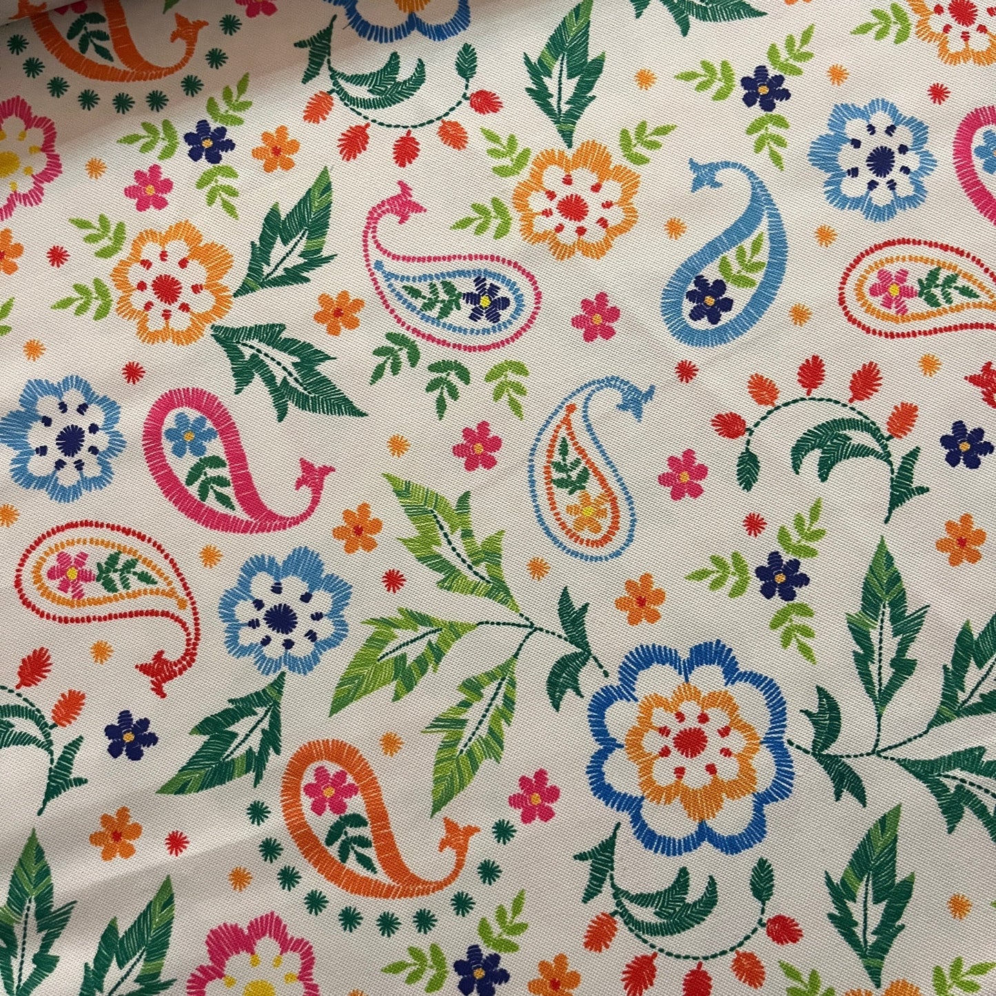 Tissu Impression Numérique - Jardin Secret Tissu Ameublement MYTISSUS