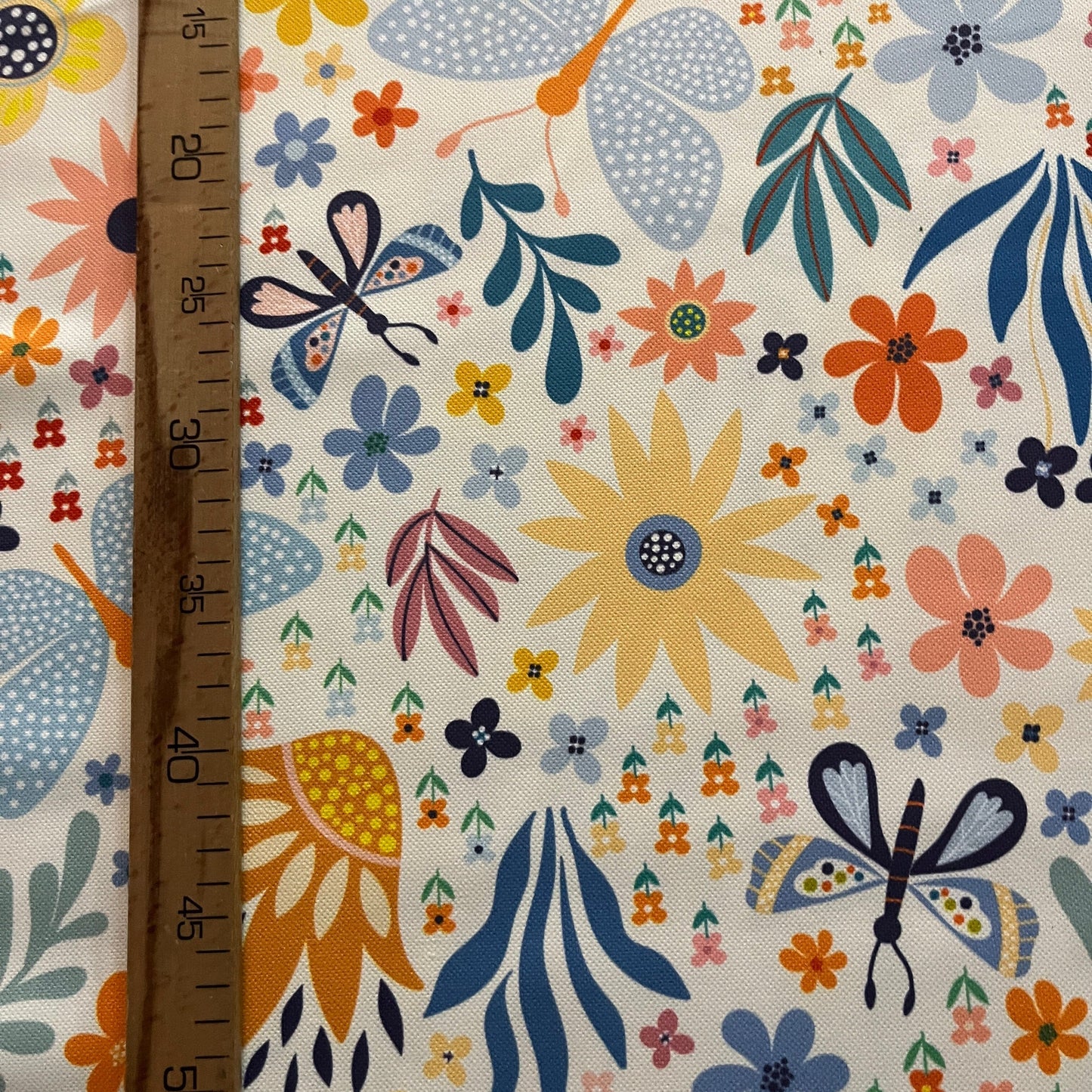 Tissu Impression Numérique - Papillons du Printemps Tissu Ameublement MYTISSUS