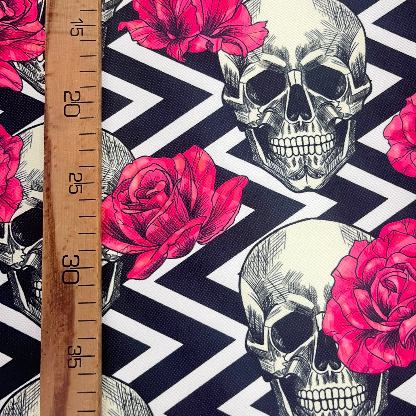 Tissu Impression Numérique - Tête de Mort ArtDeco MYTISSUS