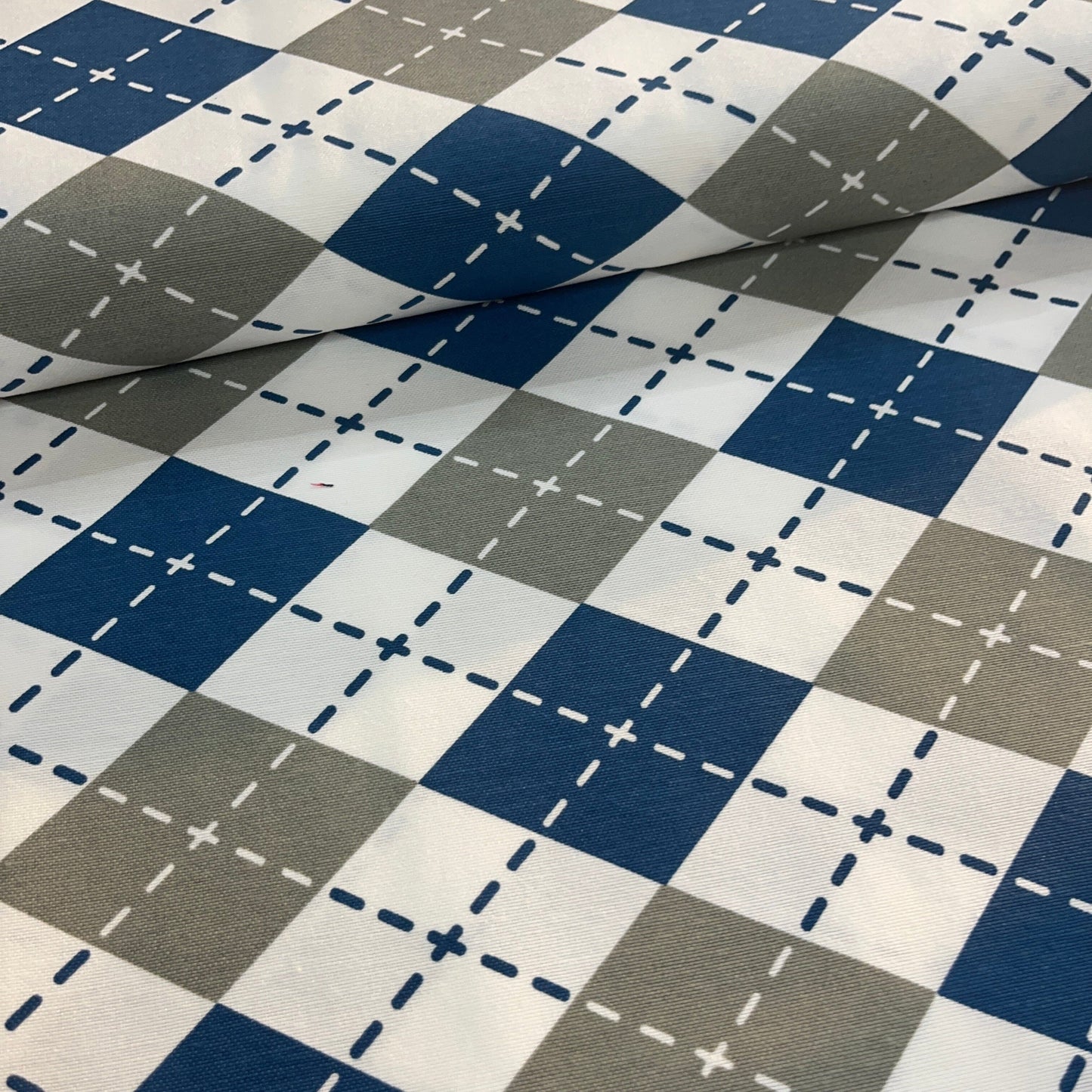 Toile Déperlante Premium - Carrés Patchwork Tissu Ameublement MYTISSUS