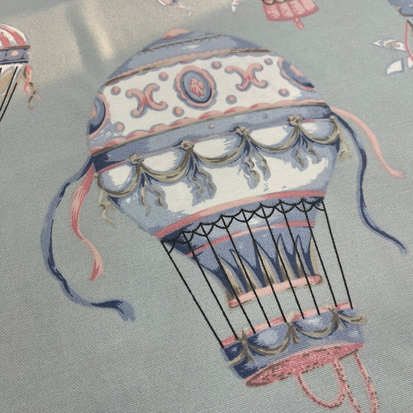 Toile Déperlante Premium - Montgolfière Bleu Clair Tissu Ameublement MYTISSUS