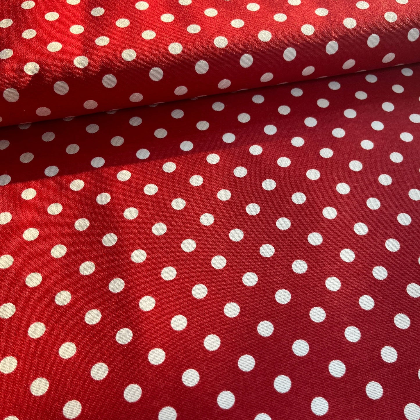 Toile Déperlante Premium - Pois Rouge MYTISSUS