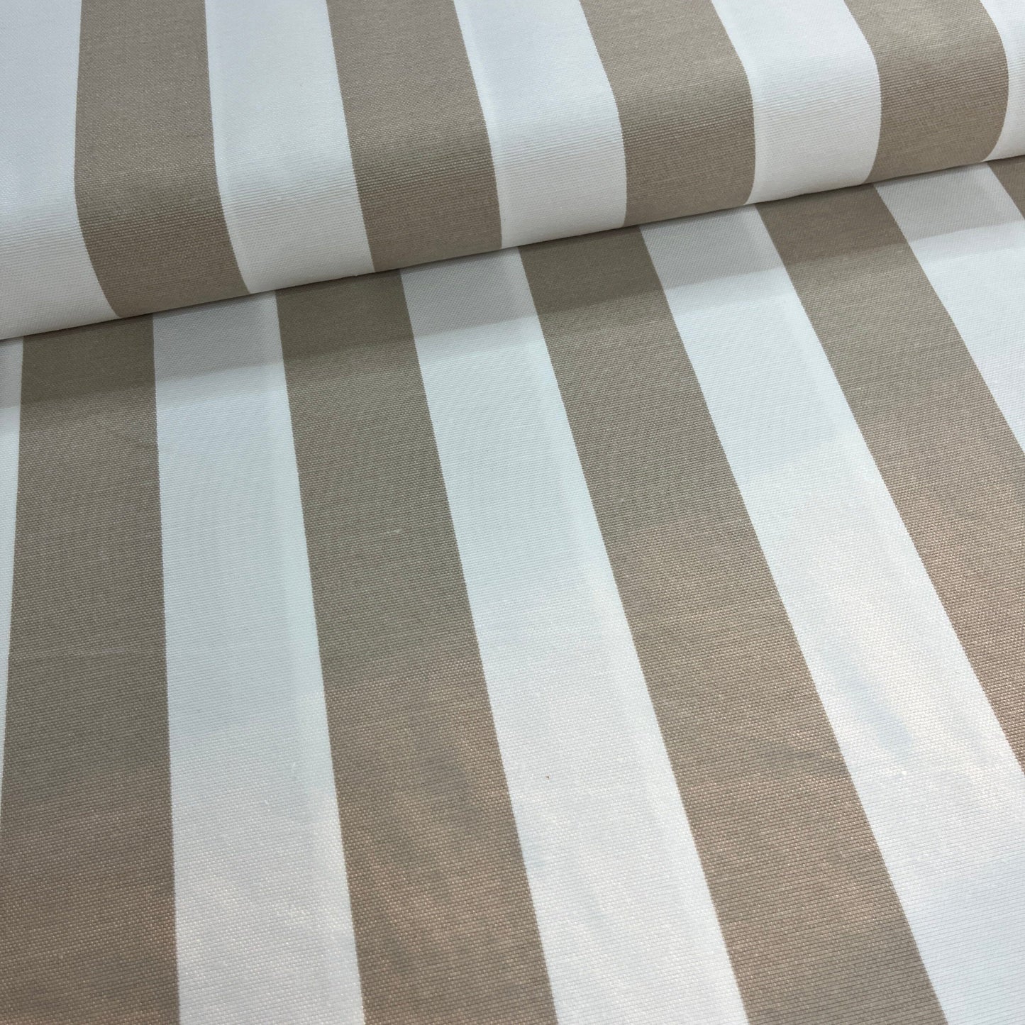 Toile Déperlante Premium - Rayures Beiges Tissu Ameublement MYTISSUS