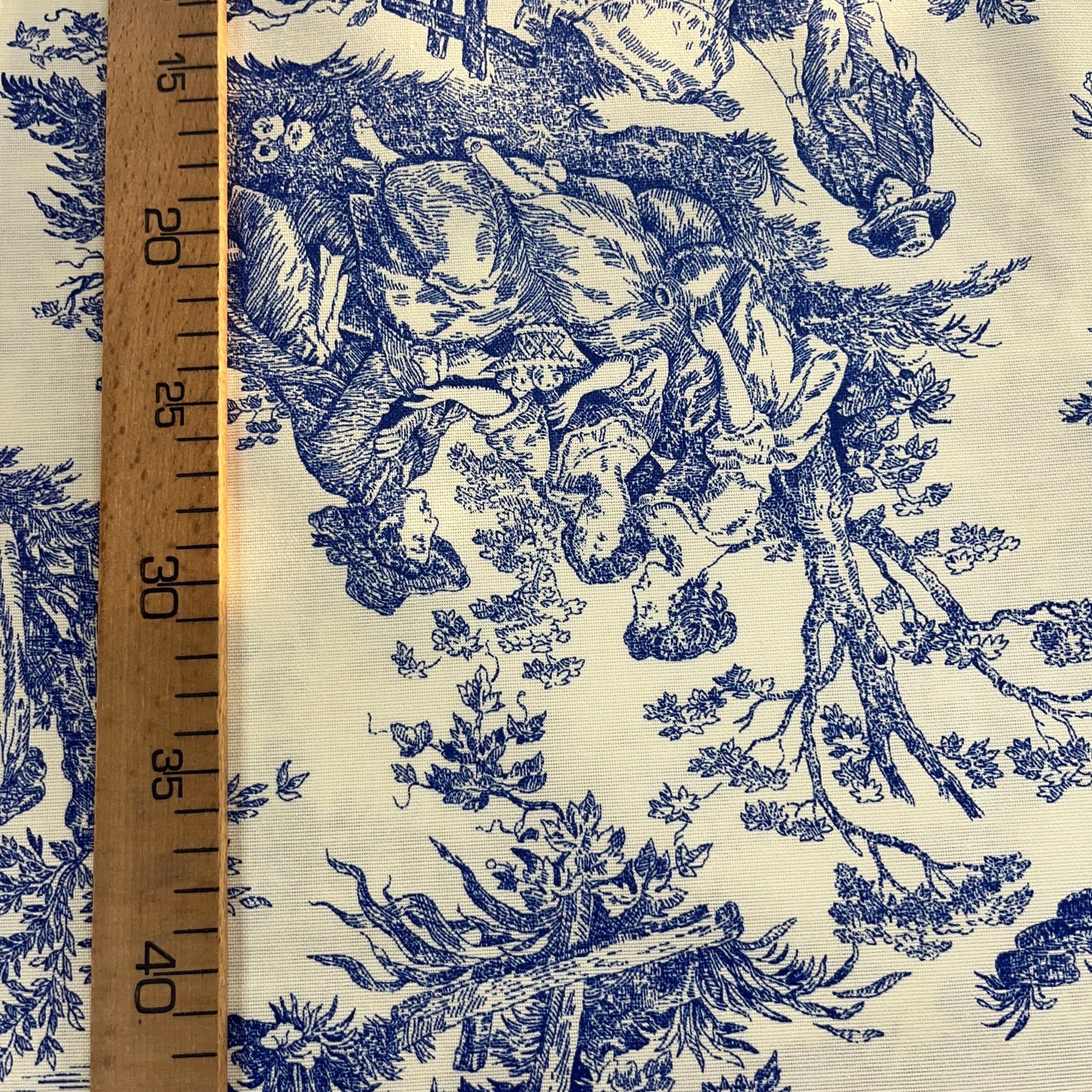 Toile Déperlante Premium - Style Jouy Bleu MYTISSUS