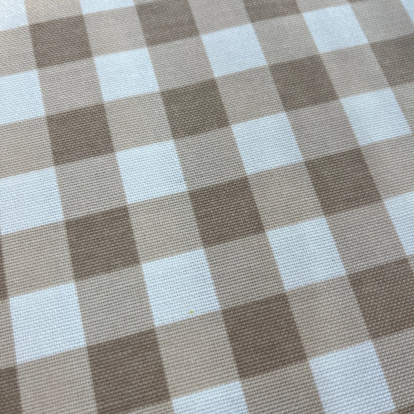 Toile Déperlante Premium - Vichy Beige Tissu Ameublement MYTISSUS