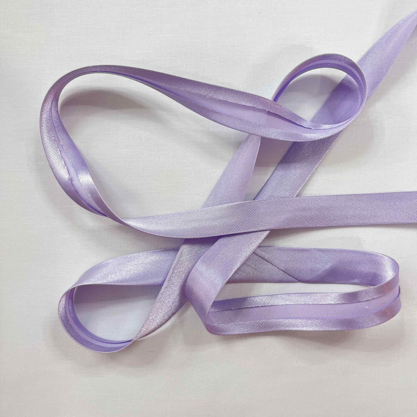 Biais Satin Brillant 20mm - Qualité Couture Professionnelle - Au Mètre-BIAIS-MYTISSUS-Lilas-MYTISSUS
