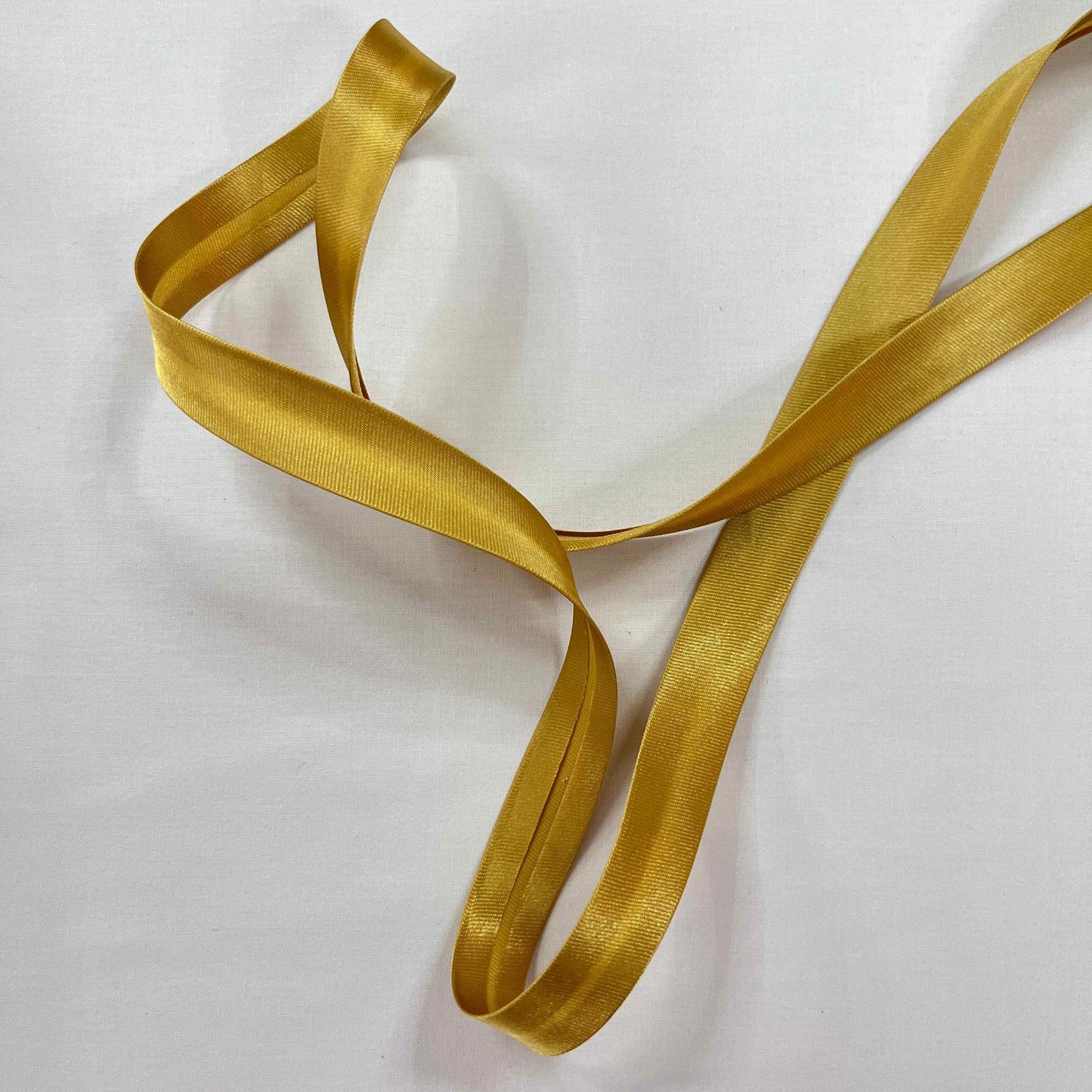 Biais Satin Brillant 20mm - Qualité Couture Professionnelle - Au Mètre-BIAIS-MYTISSUS-Or-MYTISSUS