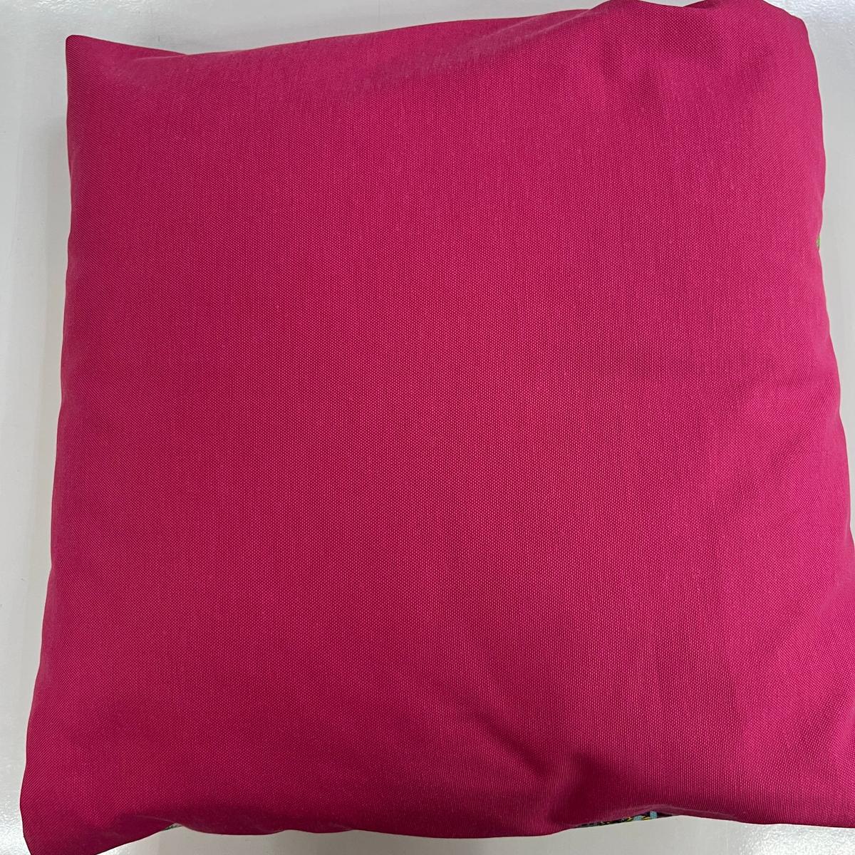 Coussin Déco "Dali - Galerie d'Art" 45x45cm - Fait Main en Alsace pour Déco et Mode - Boutique MyTissus Marckolsheim Alsace