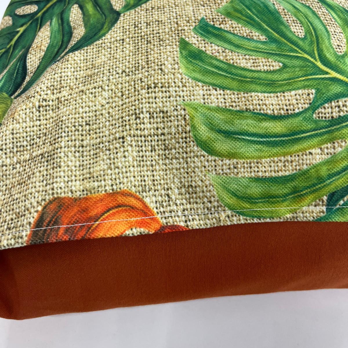 Coussin Déco "Feuillages Exotiques" Effet Jute 45x45cm - Fait Main en Alsace pour Déco et Mode - Boutique MyTissus Marckolsheim Alsace