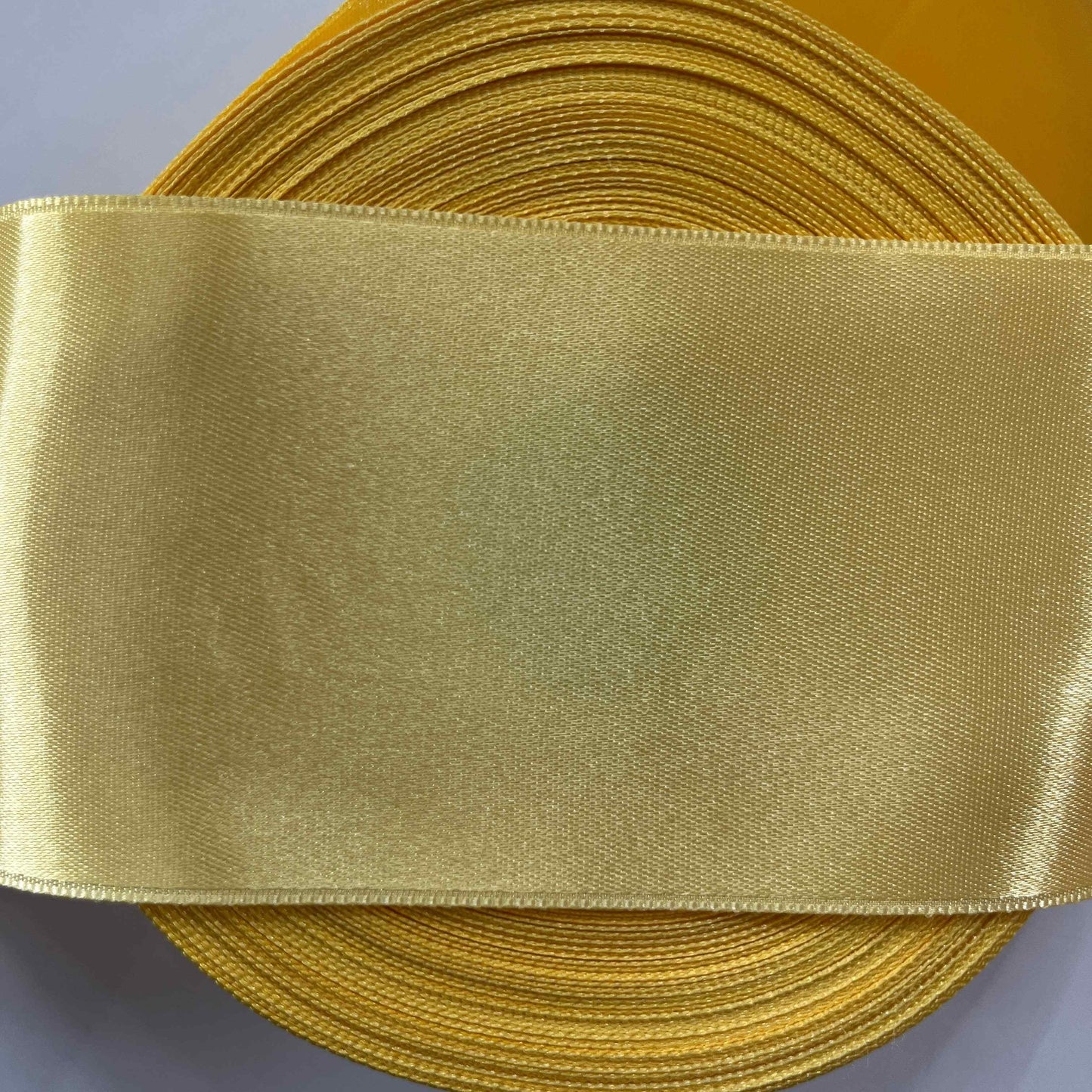Grand Ruban Satin Couture Pro - Largeur 60mm (6cm) - Haute Résistance & Anti-Effilochage-Ruban-MYTISSUS-Jaune-MYTISSUS