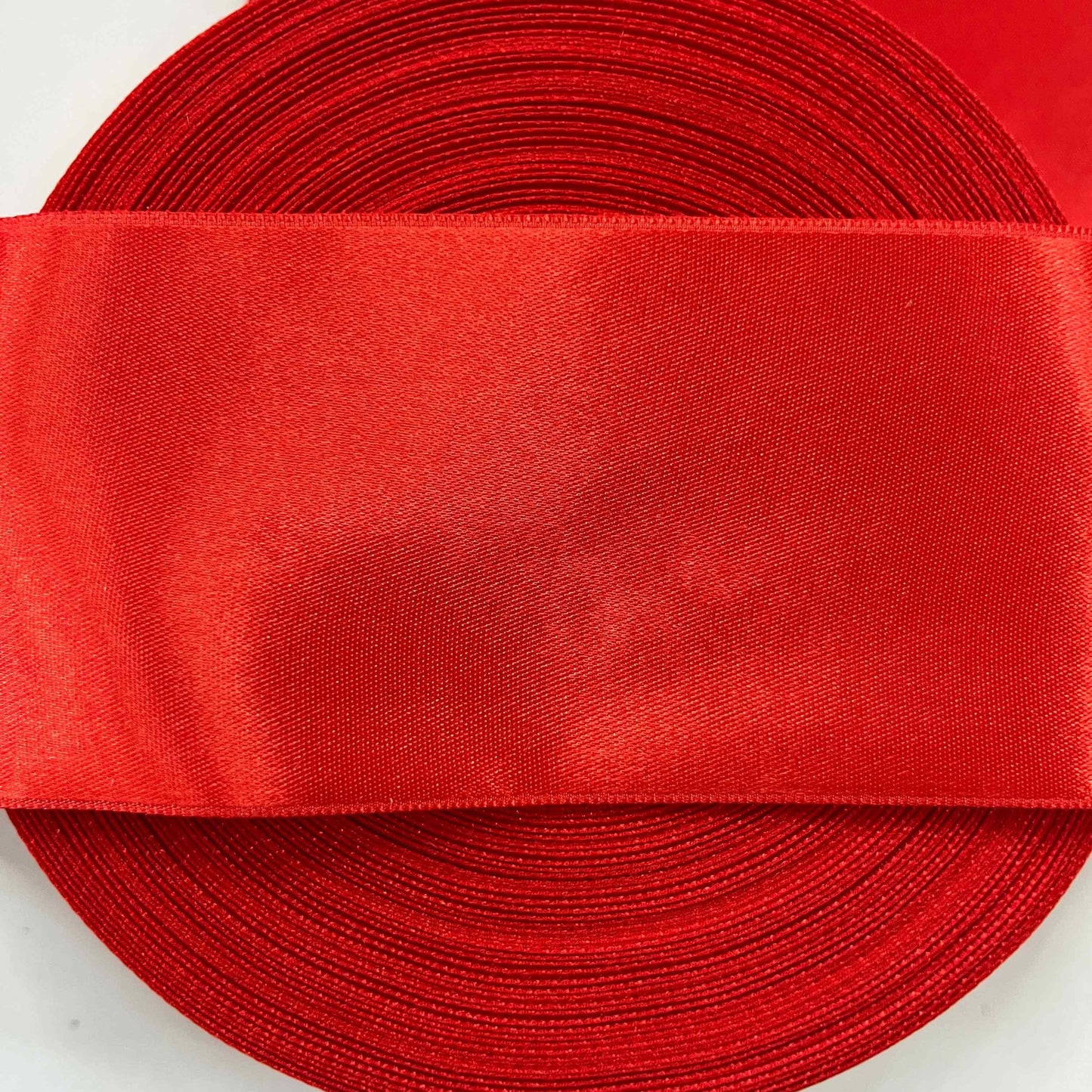 Grand Ruban Satin Couture Pro - Largeur 60mm (6cm) - Haute Résistance & Anti-Effilochage-Ruban-MYTISSUS-Rouge-MYTISSUS