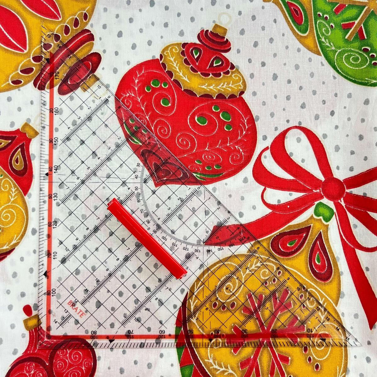 Coupon 100 % Coton 1m x 1m20 - Boules de Noël - 7,77 €-Boutique MyTissus Marckolsheim Alsace