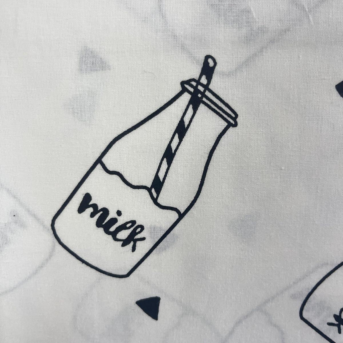 Coupon 100 % Coton 1m x 1m20 - Bouteille de Lait - 7,77 €-Boutique MyTissus Marckolsheim Alsace