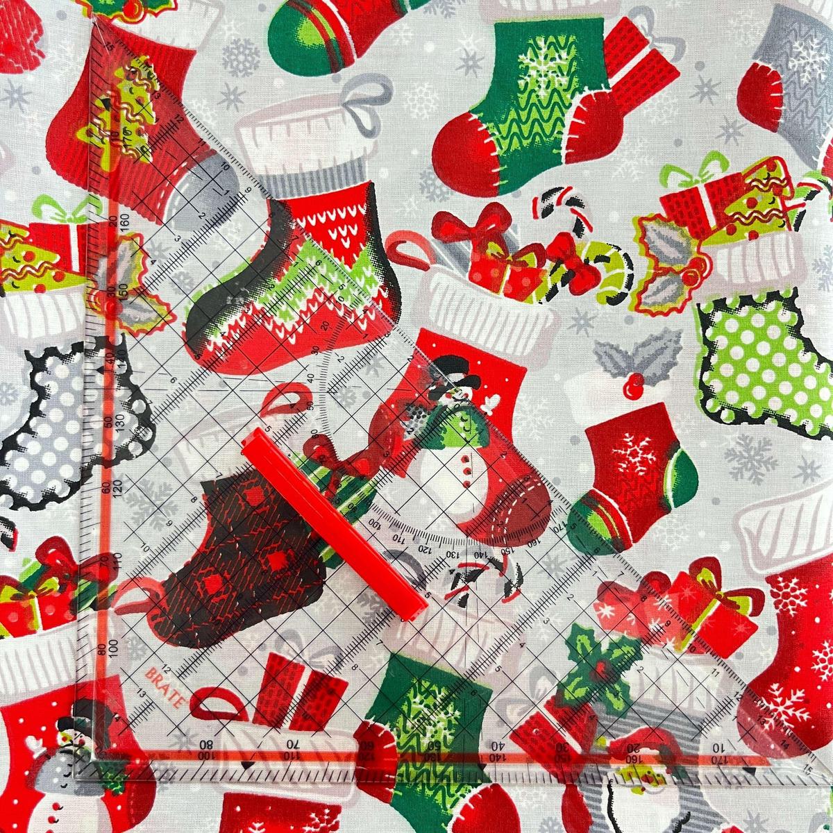 Coupon 100 % Coton 1m x 1m20 - Chaussettes Cadeaux Noël - 7,77 €-Boutique MyTissus Marckolsheim Alsace