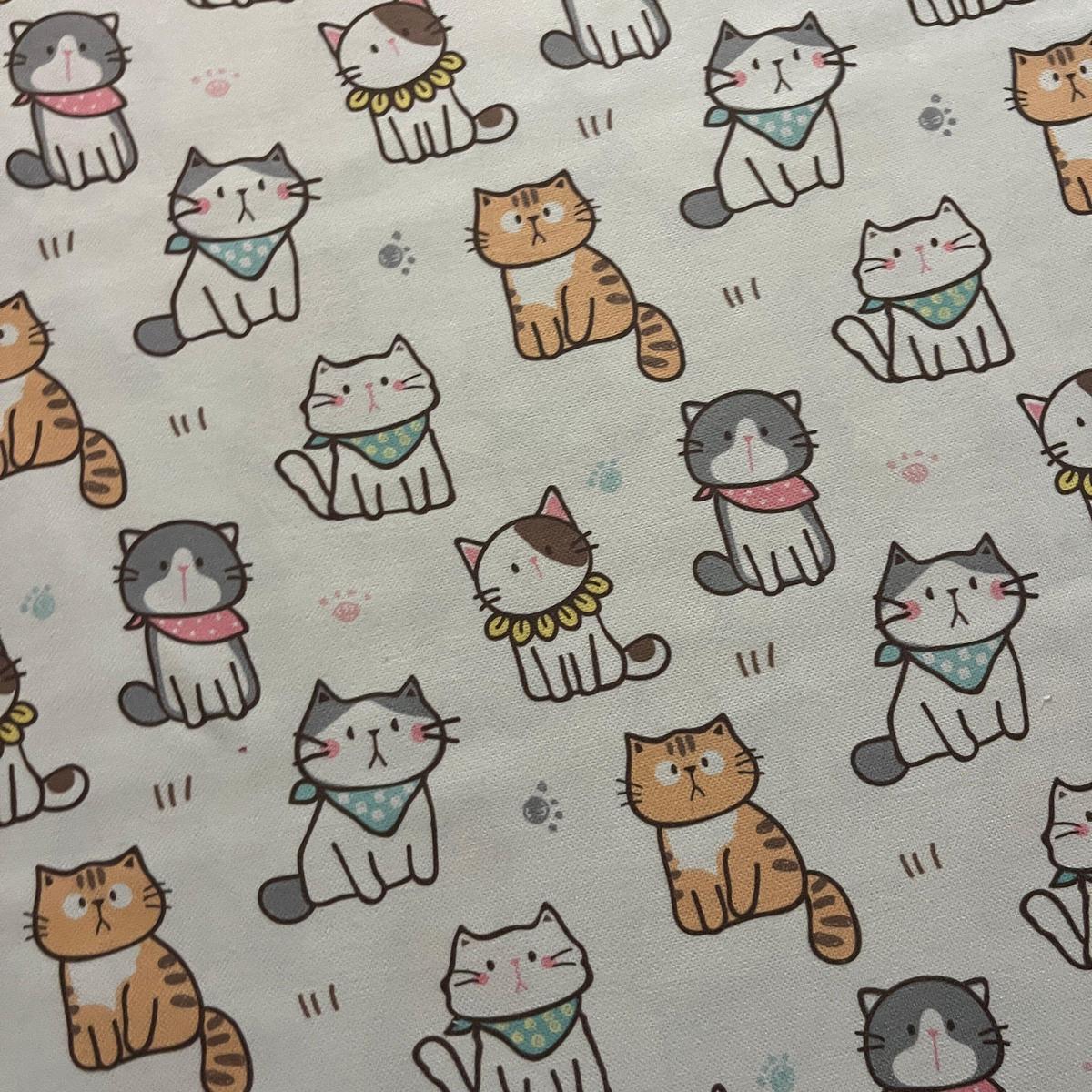 Tissu Impression Numérique "Chats Rigolos en Folie" - Blanc & Multicolore - MyTissus pour Déco et Mode - Boutique MyTissus Marckolsheim Alsace