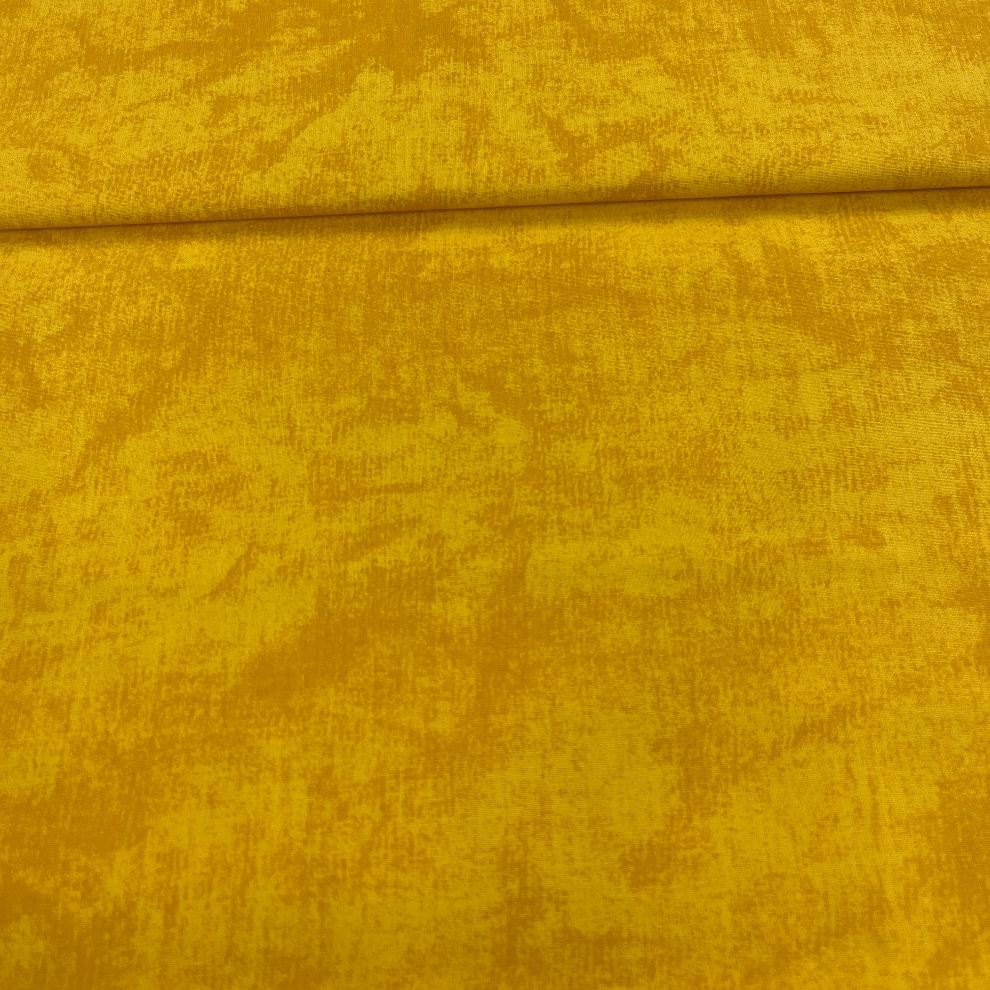 Tissu Popeline de Coton 240cm - Faux Uni Jaune Fond de Patchwork - MyTissus pour Déco et Mode - Boutique MyTissus Marckolsheim Alsace