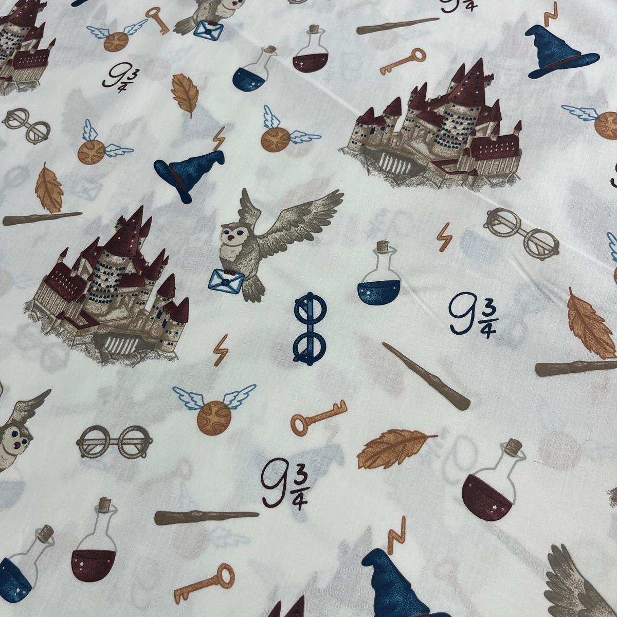 Tissu Popeline de Coton 240cm - Harry Potter & Château - MyTissus pour Déco et Mode - Boutique MyTissus Marckolsheim Alsace
