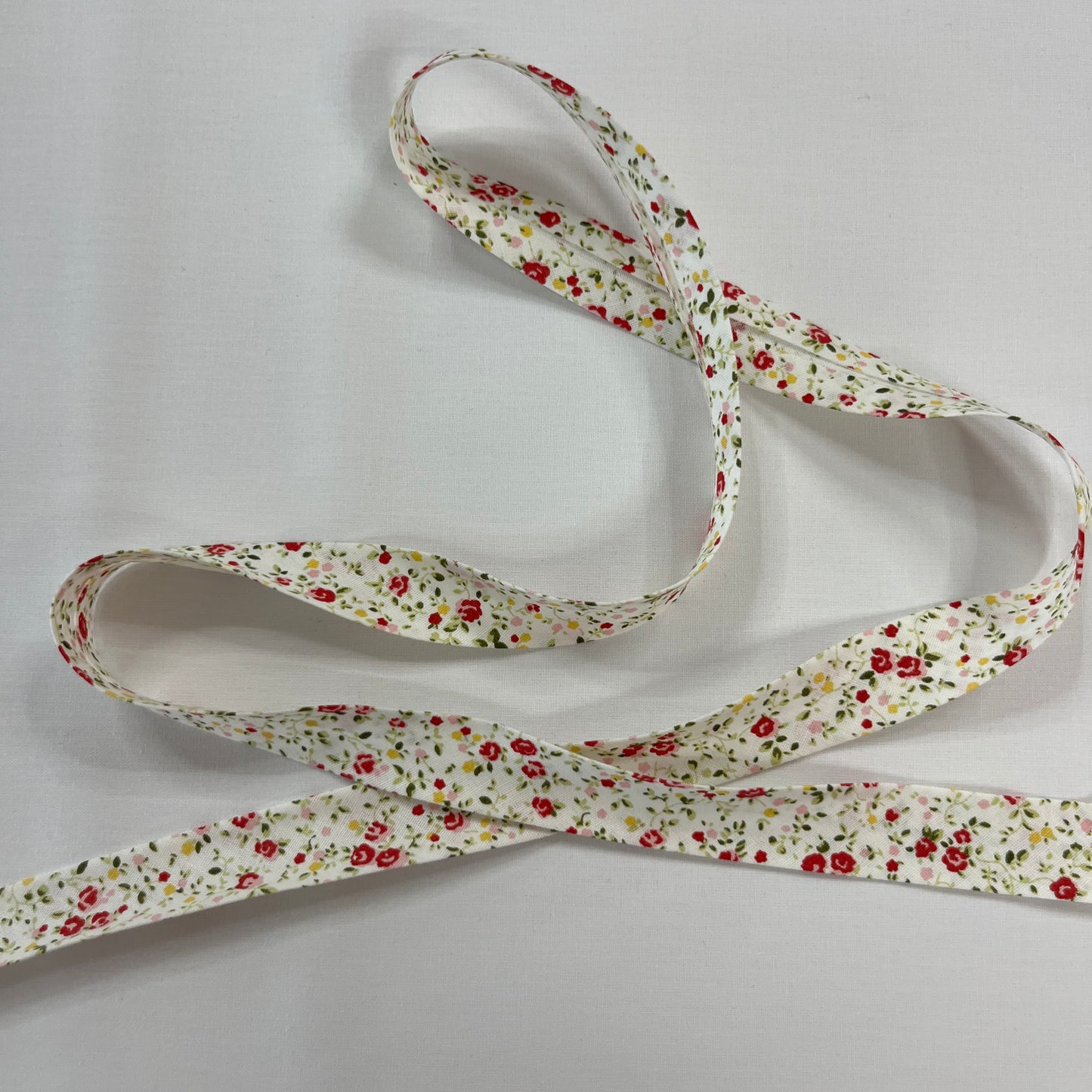Biais Coton Style Liberty 20mm au Mètre | Finition Florale Élégante | MyTissus