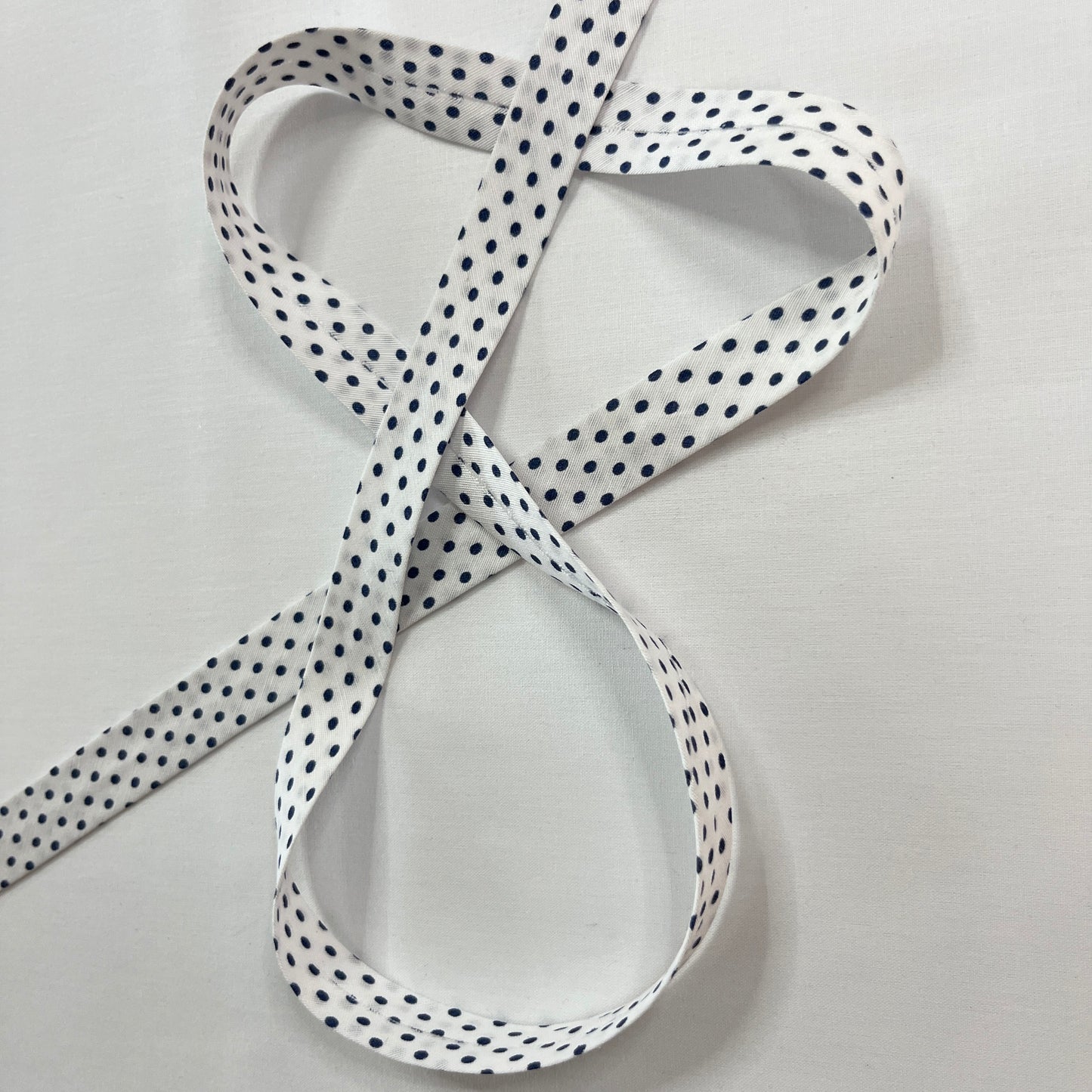 Biais Coton Petits Pois 20mm au Mètre | Finition Joyeuse & Rétro | MyTissus