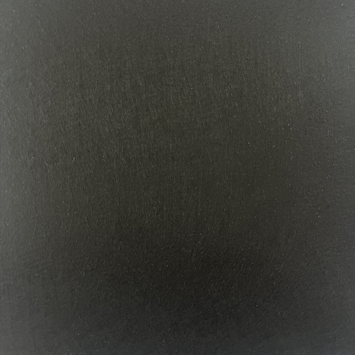 Feutrine épaisse rigide 3mm coloris noir au mètre - MyTissus Alsace