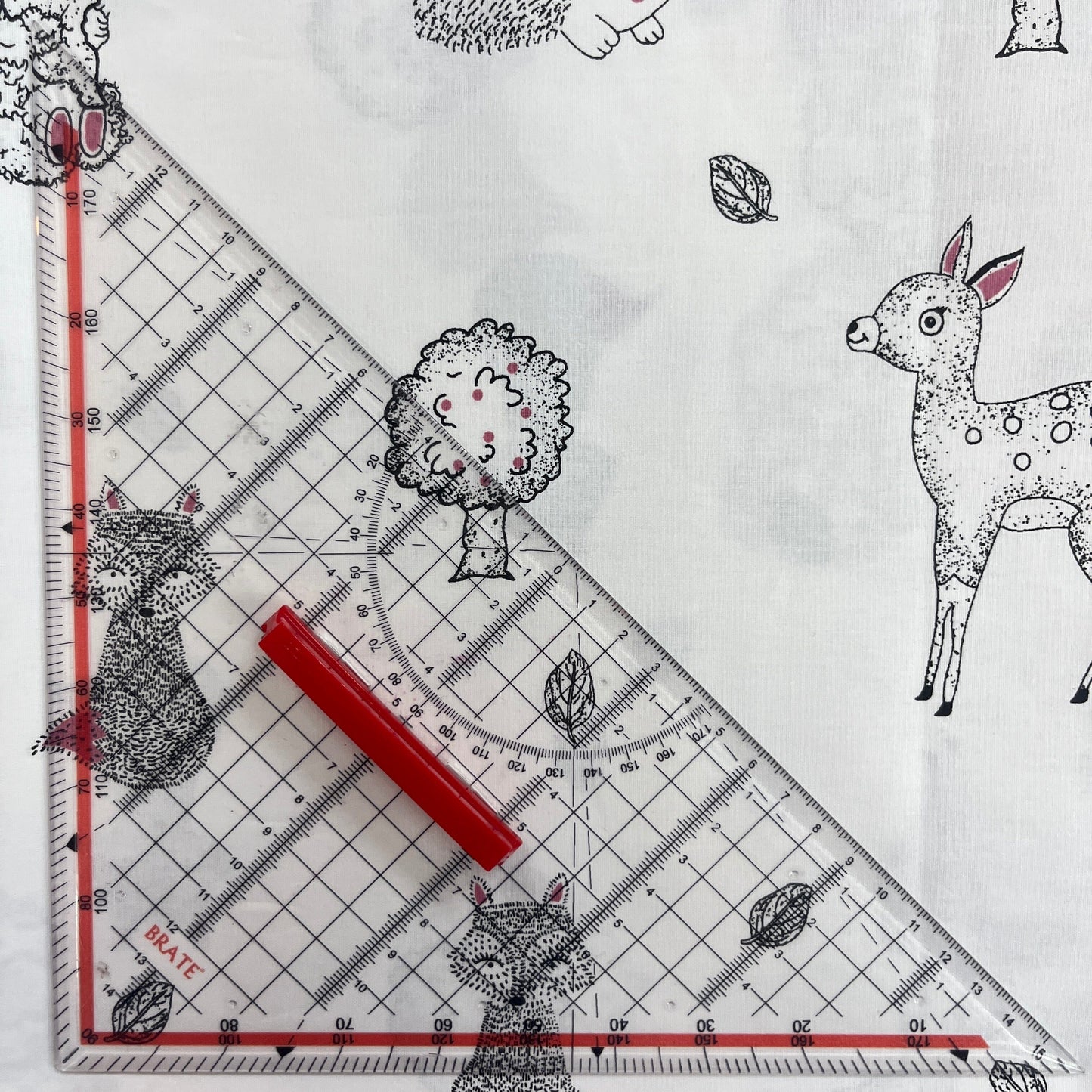 Le Coupon 120x100 Mytissus® - Hérisson et Autres Animaux Tissu Coton MYTISSUS 