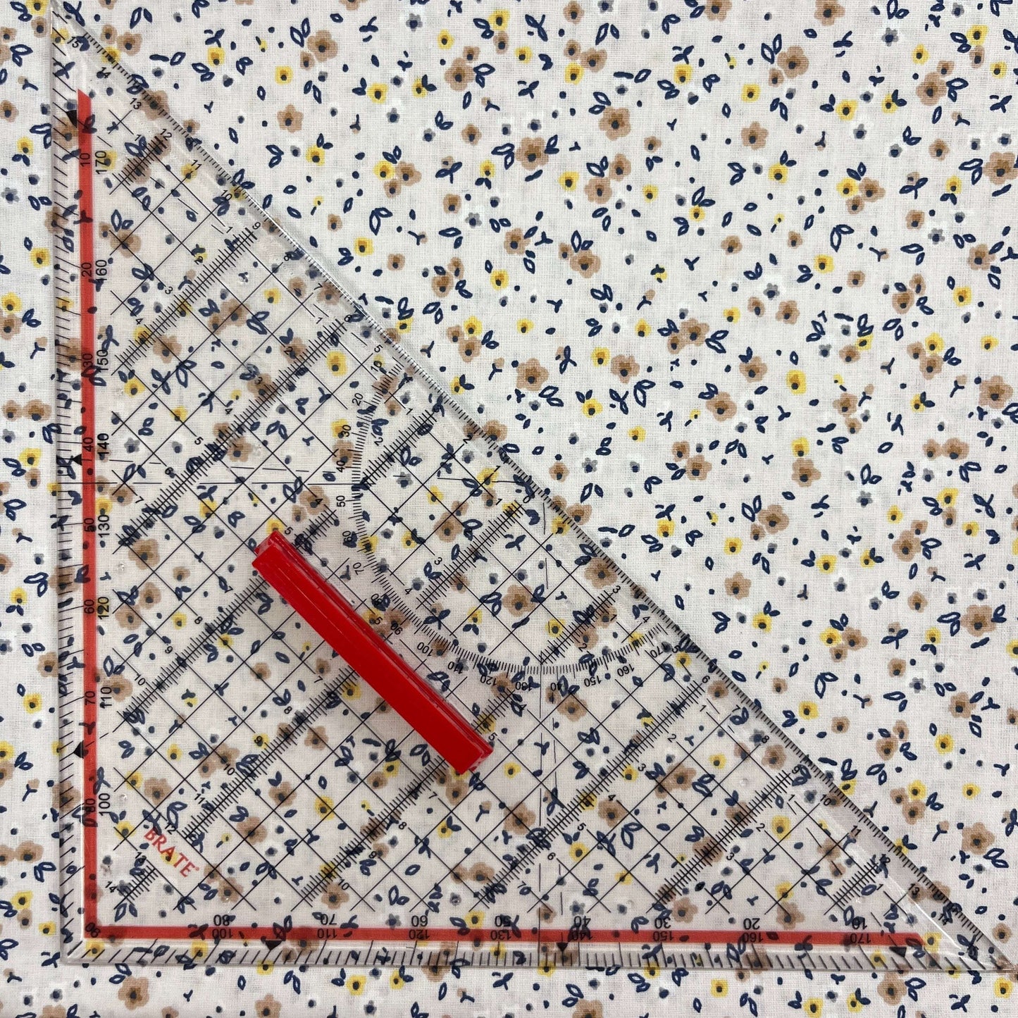 Le Coupon 120x100 Mytissus® - Petites Fleurs Tissu Coton MYTISSUS 