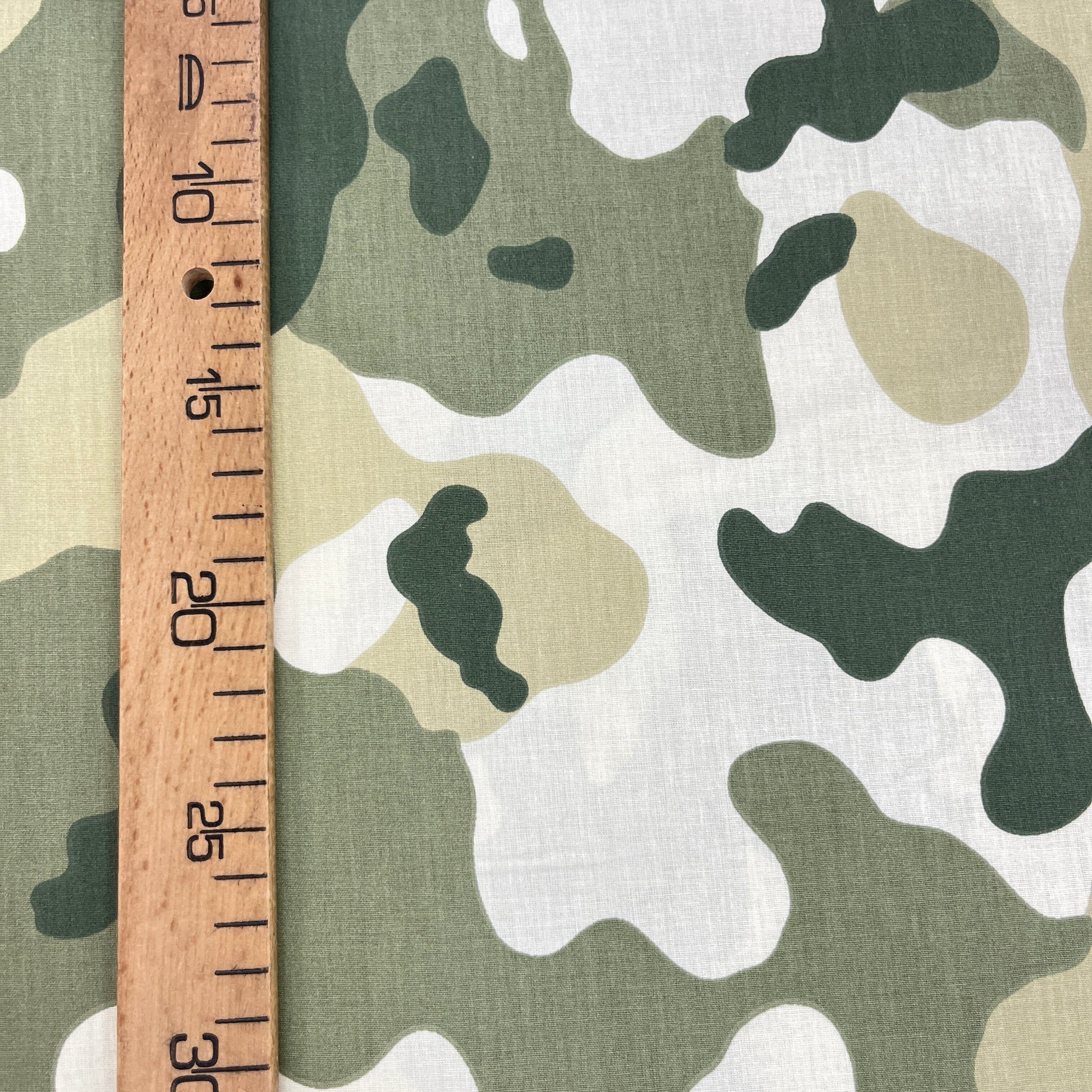 Popeline 100 % Coton Mytissus® - Camouflage Militaire Vert MYTISSUS 