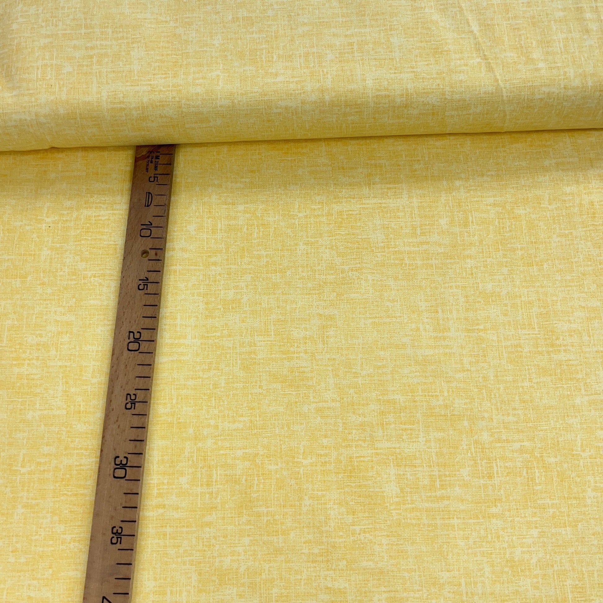 Popeline 100 % Coton Mytissus® - Faux-Uni Jaune Tissu Coton MYTISSUS 