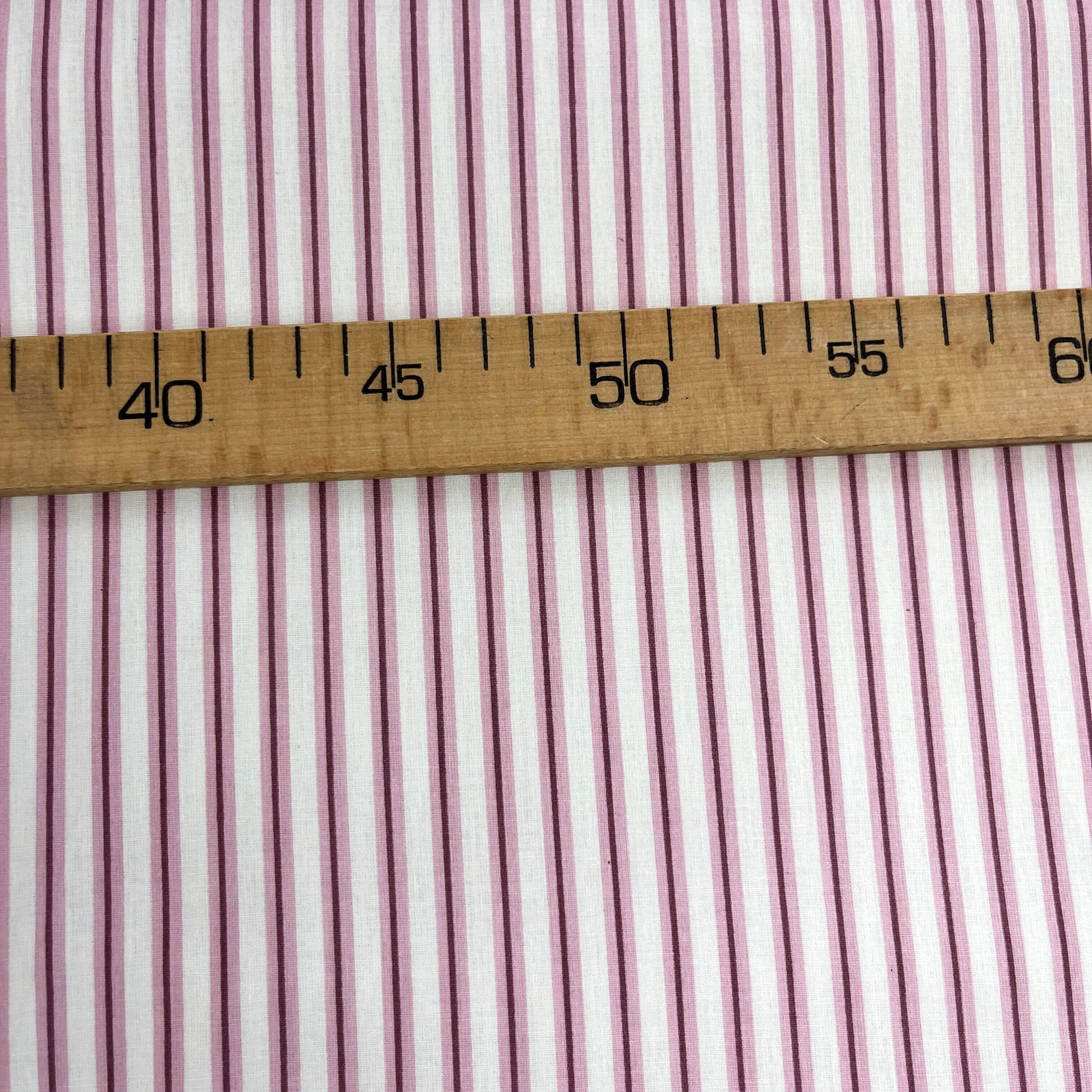 Popeline 100 % Coton Mytissus® - Fines Rayures Bordeaux Tissu Coton MYTISSUS 