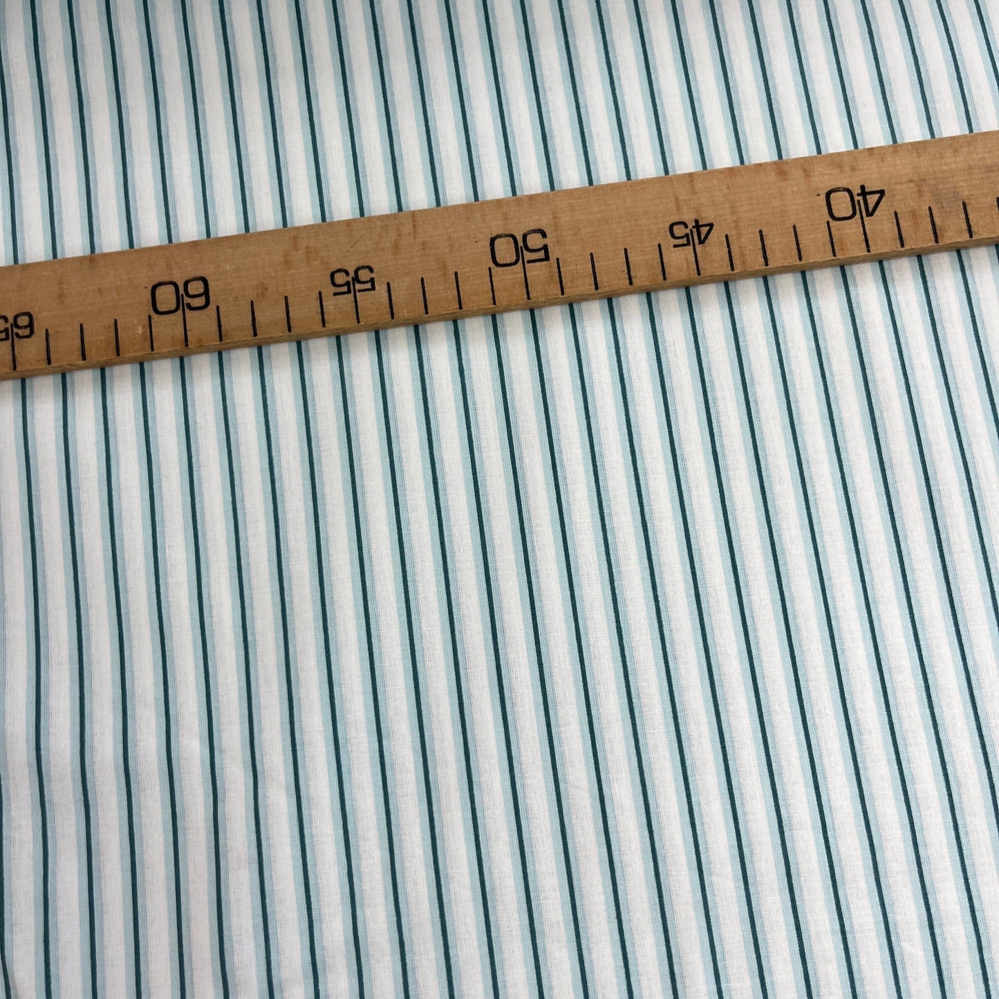 Popeline 100 % Coton Mytissus® - Fines Rayures Vertes Tissu Coton MYTISSUS 