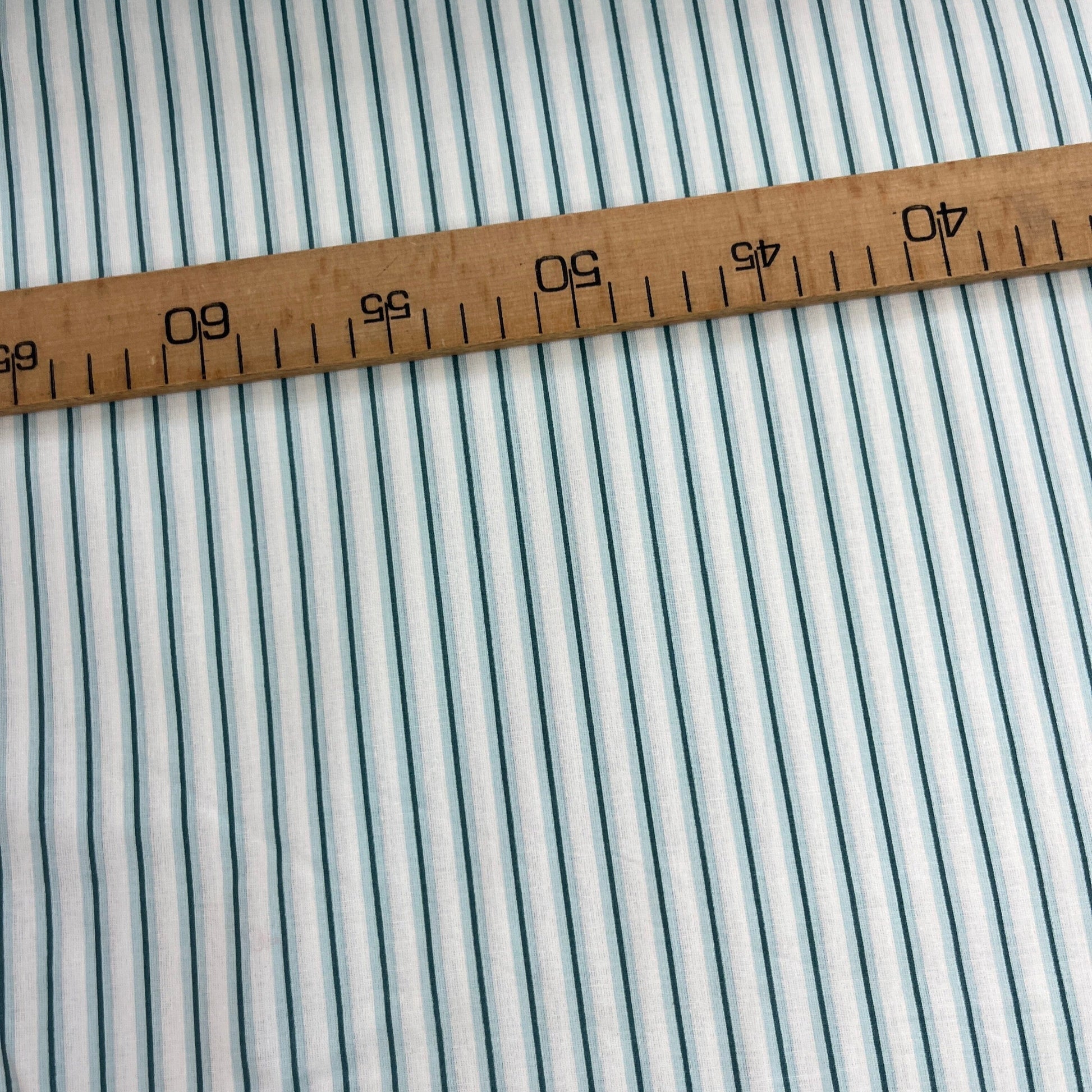 Popeline 100 % Coton Mytissus® - Fines Rayures Vertes Tissu Coton MYTISSUS 