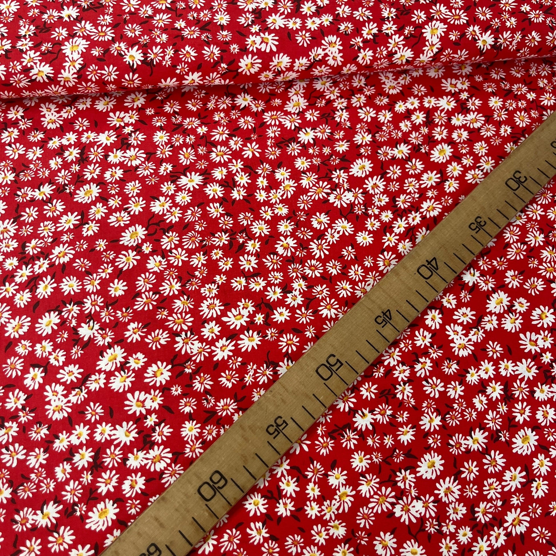 Popeline 100 % Coton Mytissus® - Petites Fleurs Fond Rouge Tissu Coton MYTISSUS 