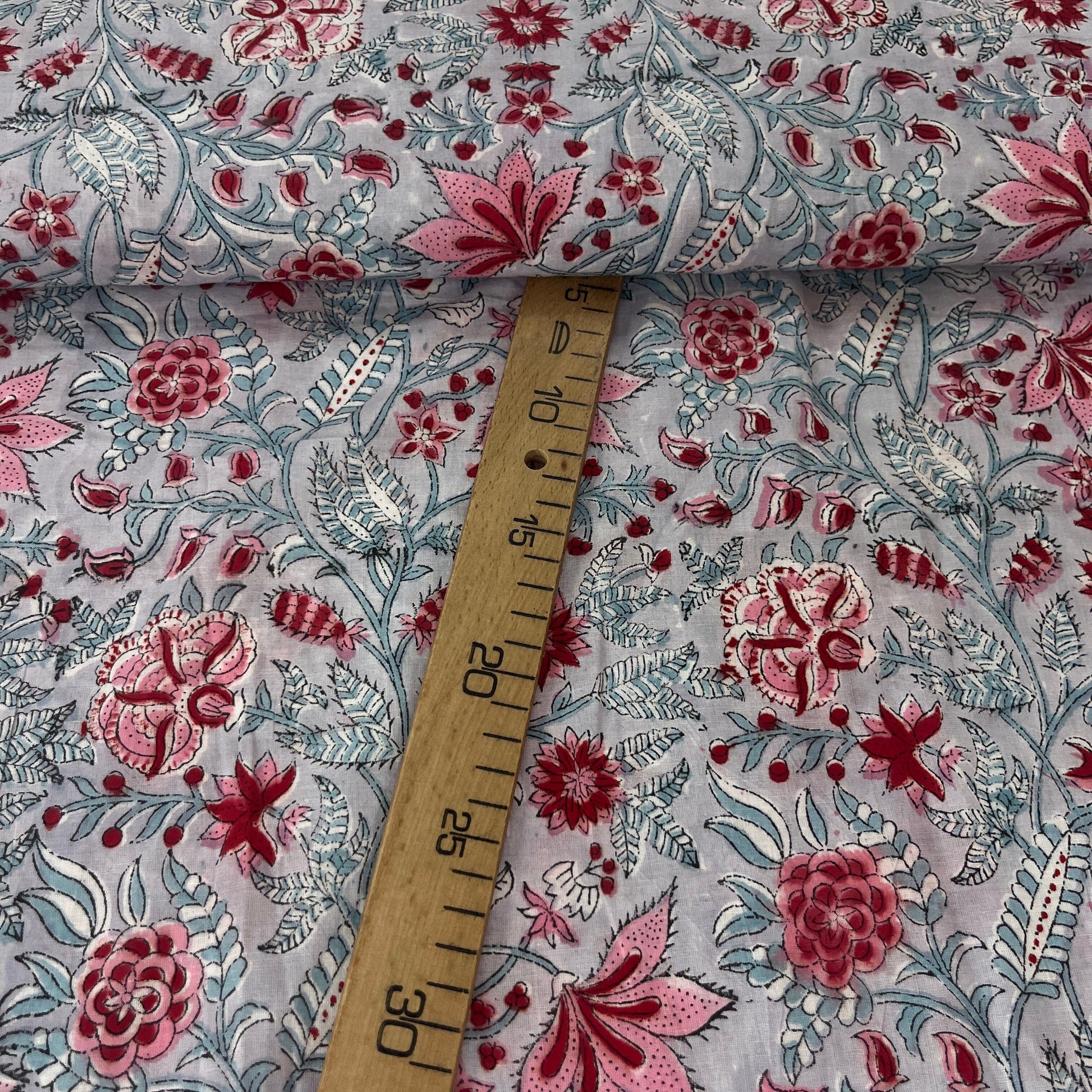 Sanganeri Fleuri Rouge et Pétrole - Teinture Main MYTISSUS 