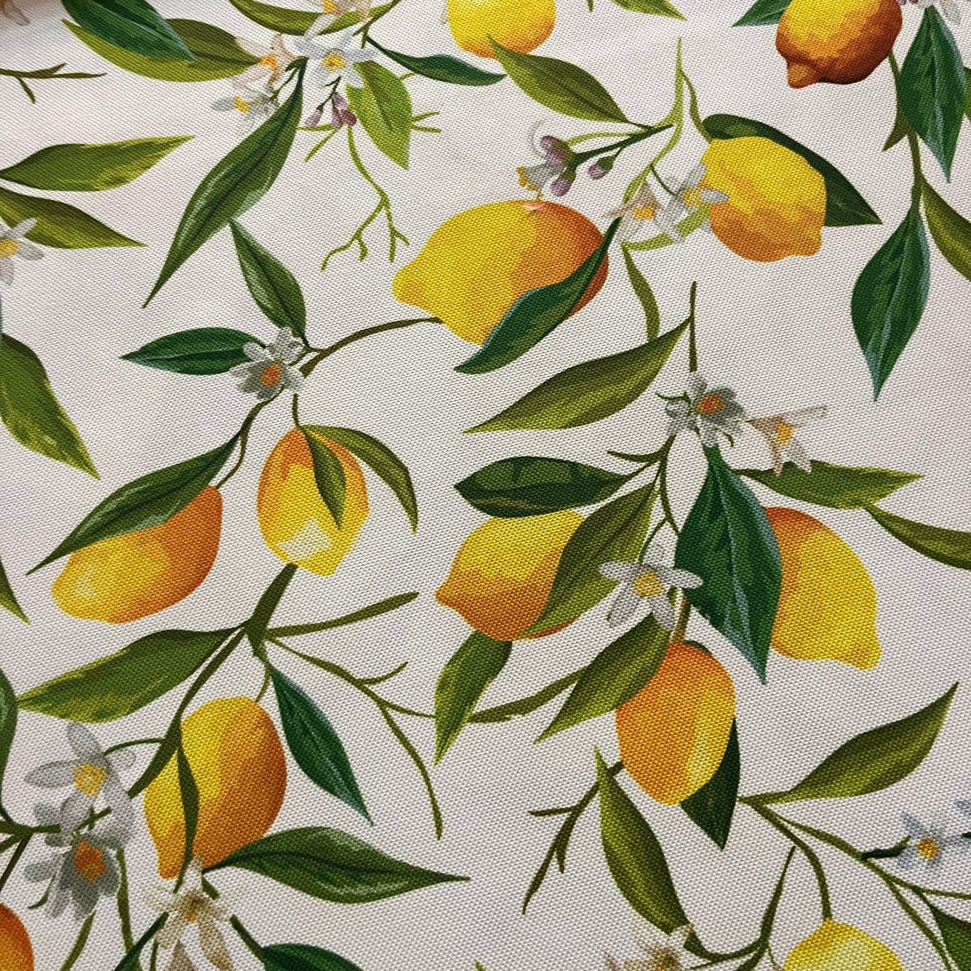 Tissu Impression Numérique - Citrons et Fleurs Tissu Ameublement MYTISSUS 