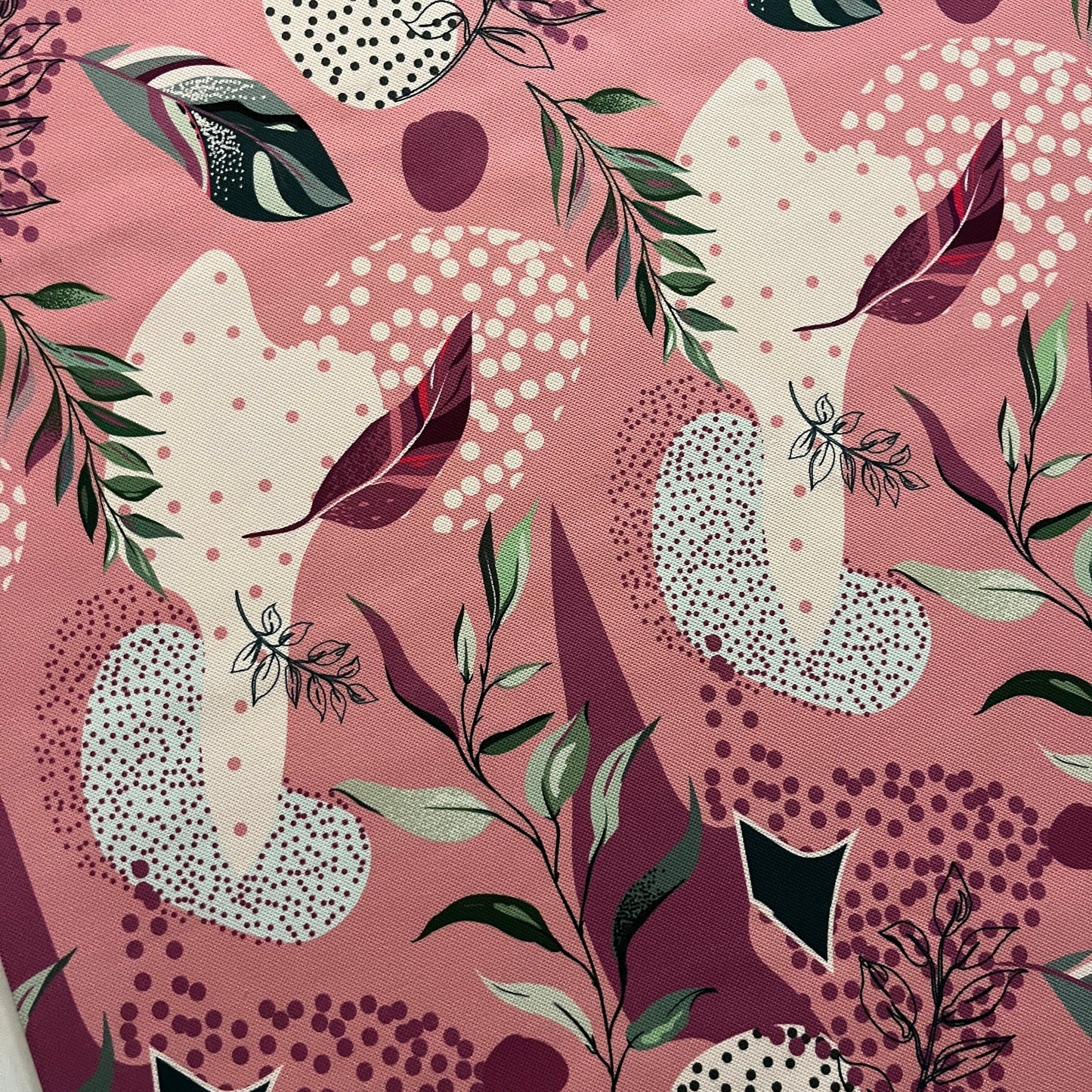 Tissu Impression Numérique - Élégance Bordeaux Tissu Ameublement MYTISSUS 