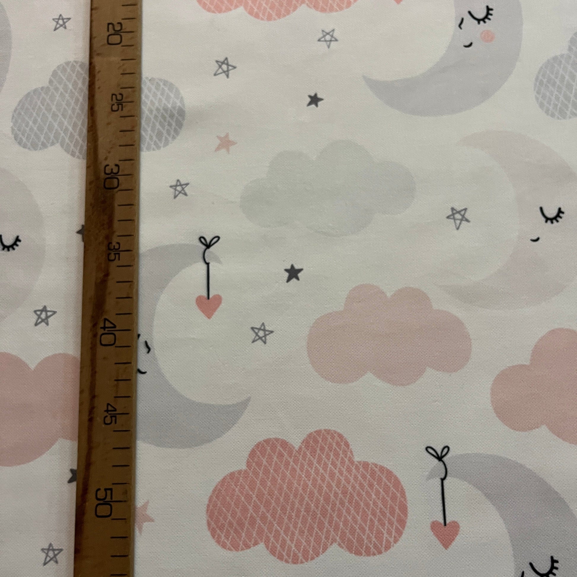 Tissu Impression Numérique - La Lune Endormie Tissu Ameublement MYTISSUS 