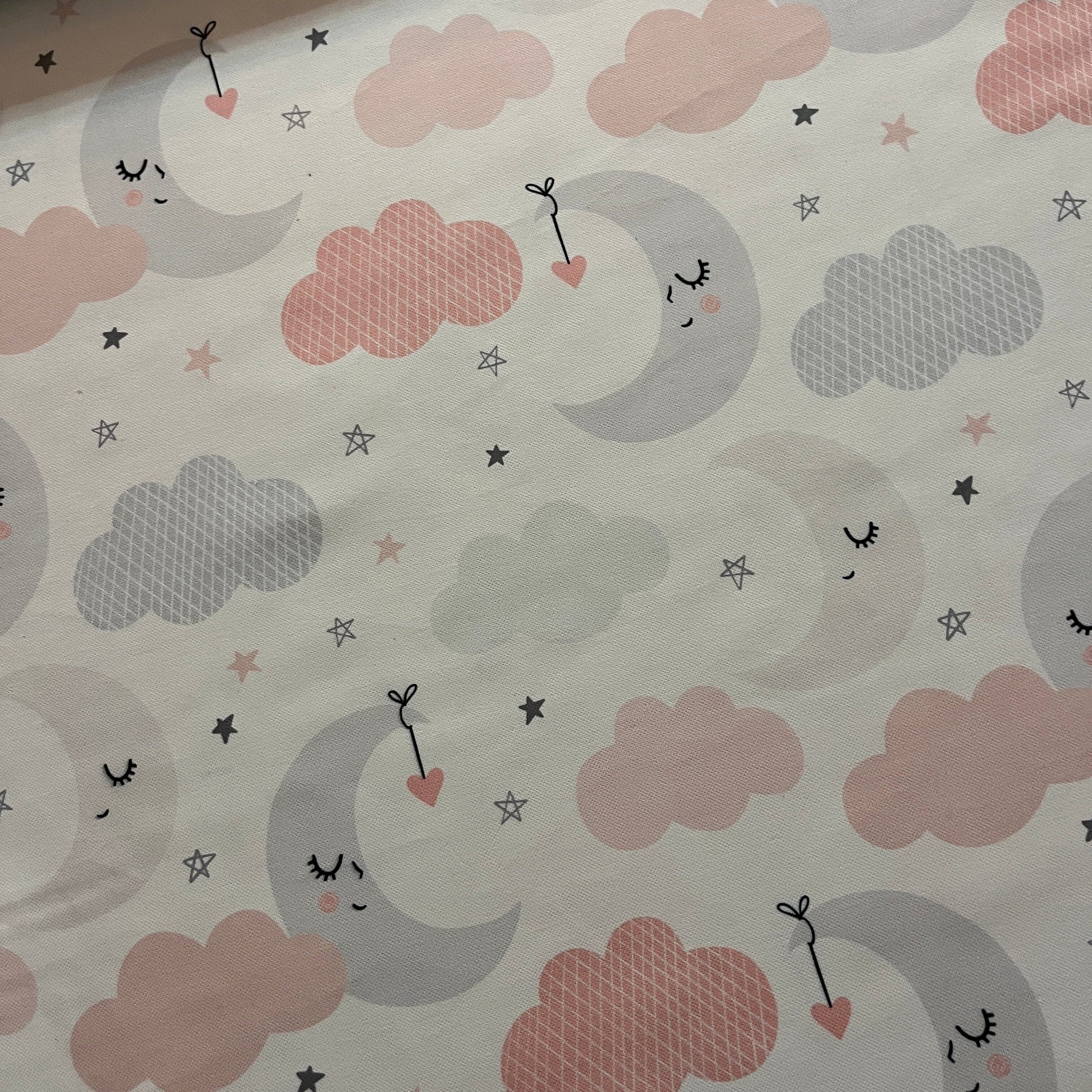 Tissu Impression Numérique - La Lune Endormie Tissu Ameublement MYTISSUS 