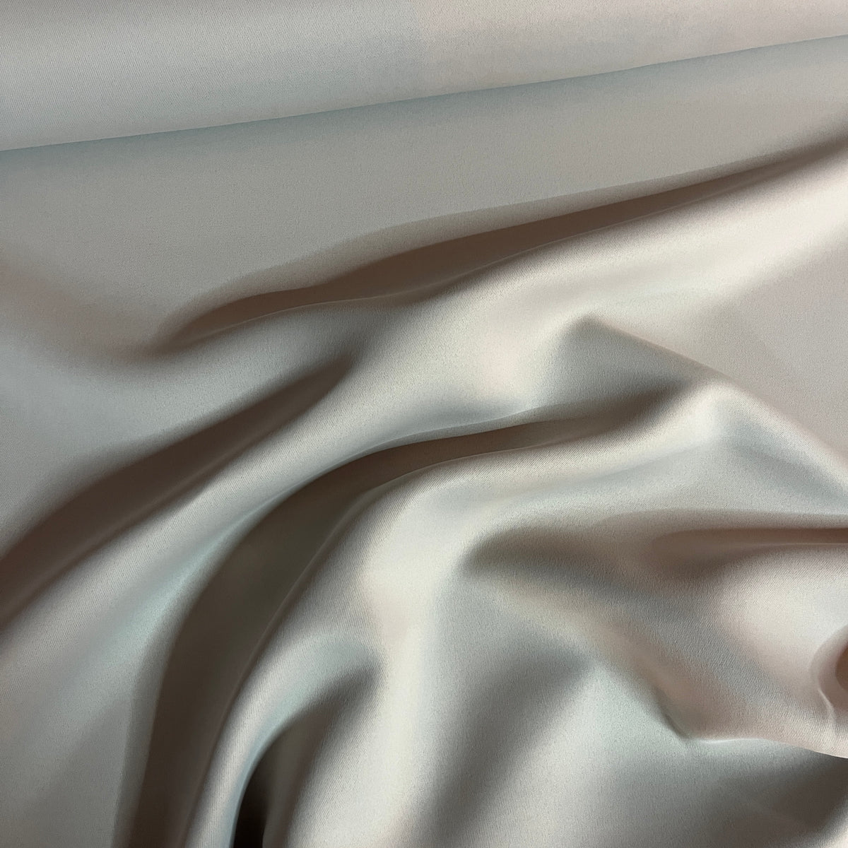 Tissu occultant blackout gris clair au mètre, laize 150 cm, vue d'ensemble - MyTissus