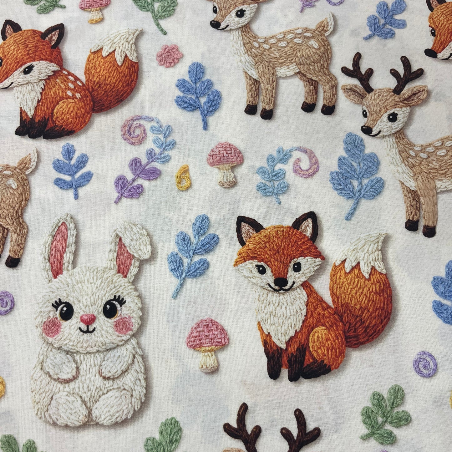 Tissu Popeline Coton 240cm - Forêt Enchantée Animaux Broderie 5D | Exclusivité MyTissus