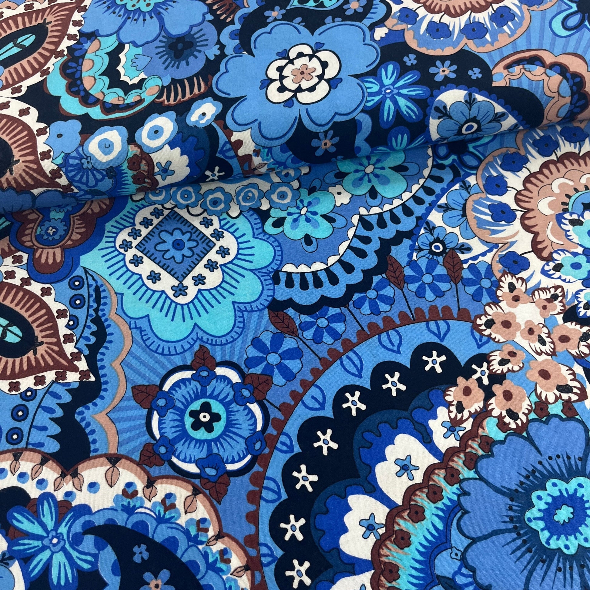 Tissu Viscose Premium - Flowers & Colors Bleu MYTISSUS 