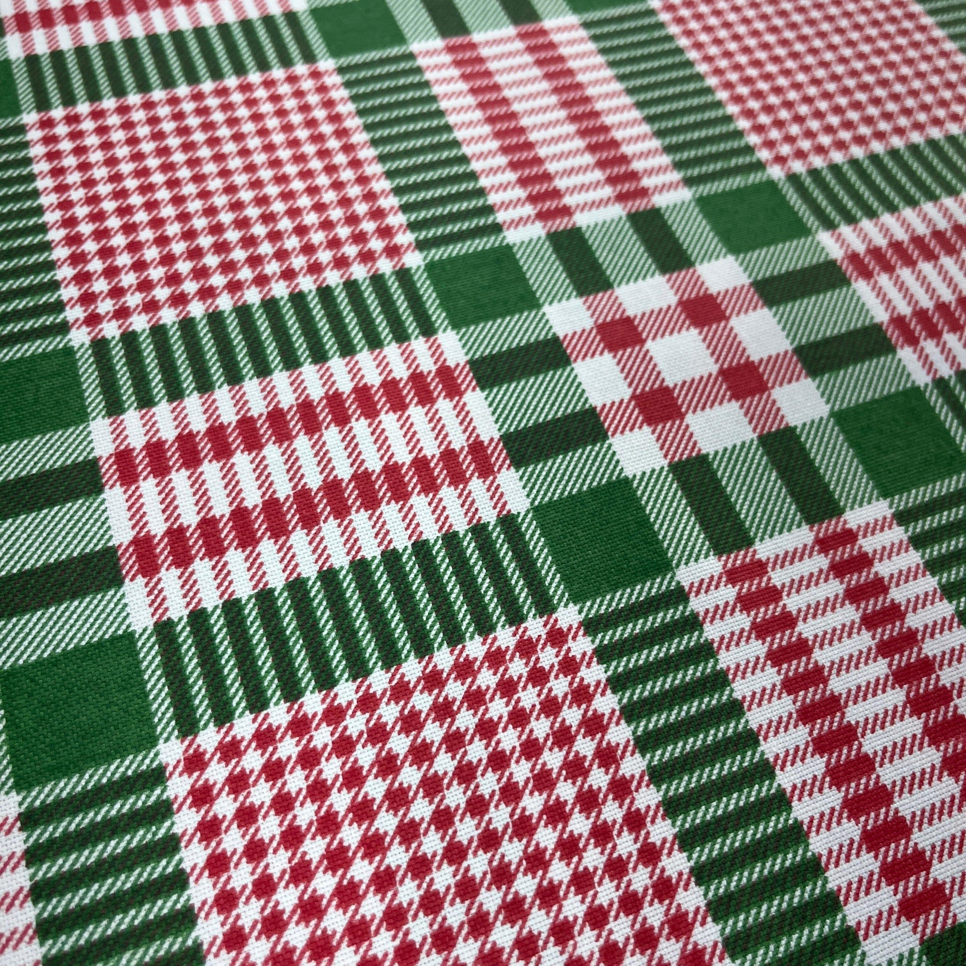 Toile Déperlante Premium - Écossais Style Taverne - MYTISSUS