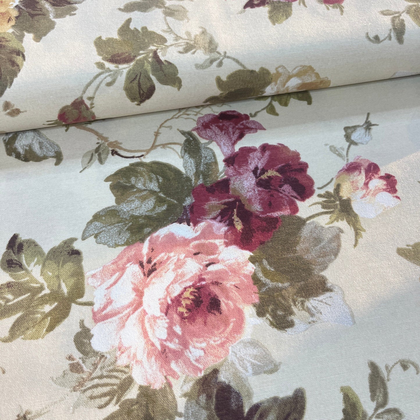 Toile Déperlante Premium - Fleurs Vintage MYTISSUS 